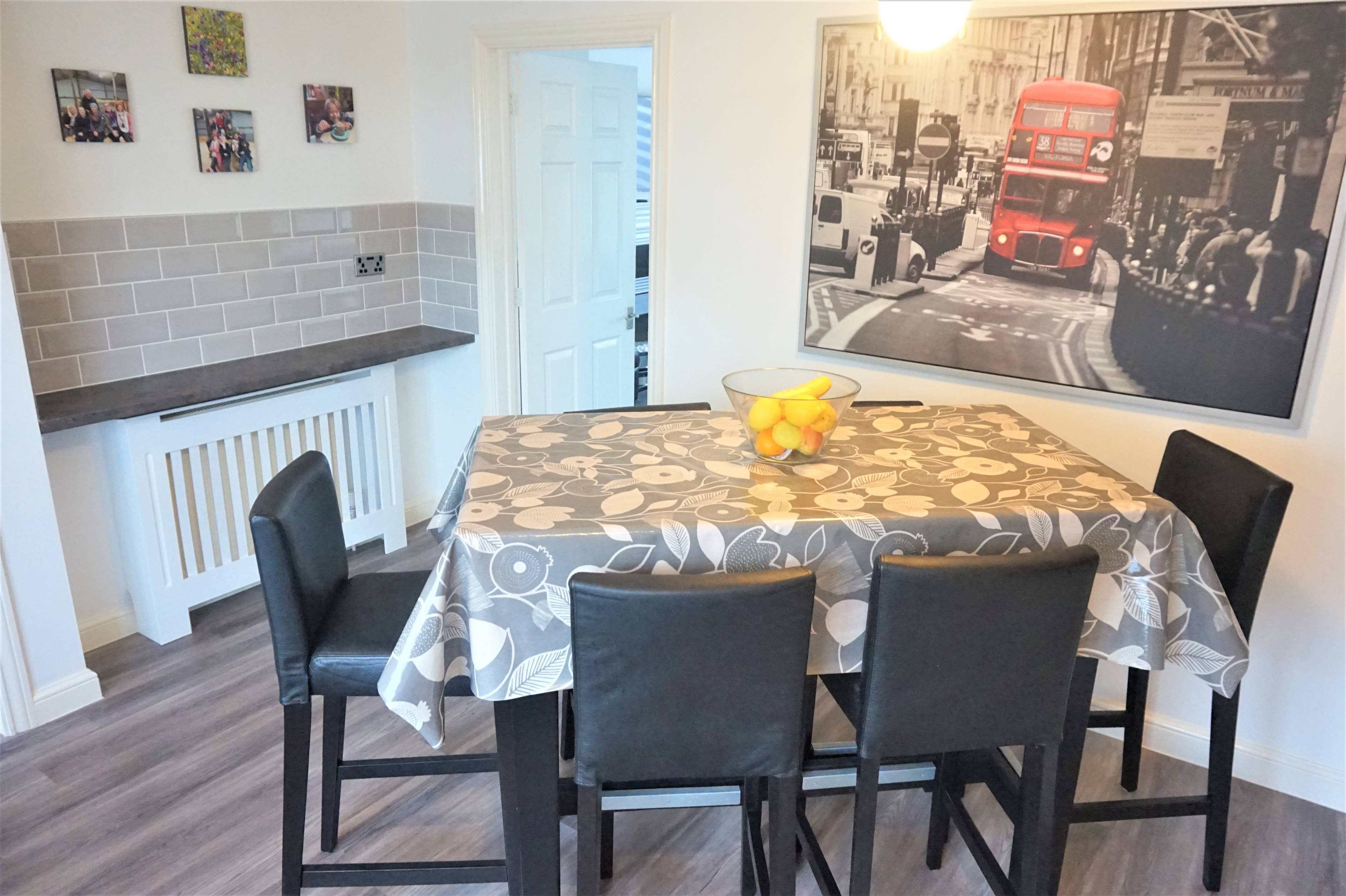Kitchen/Breakfast