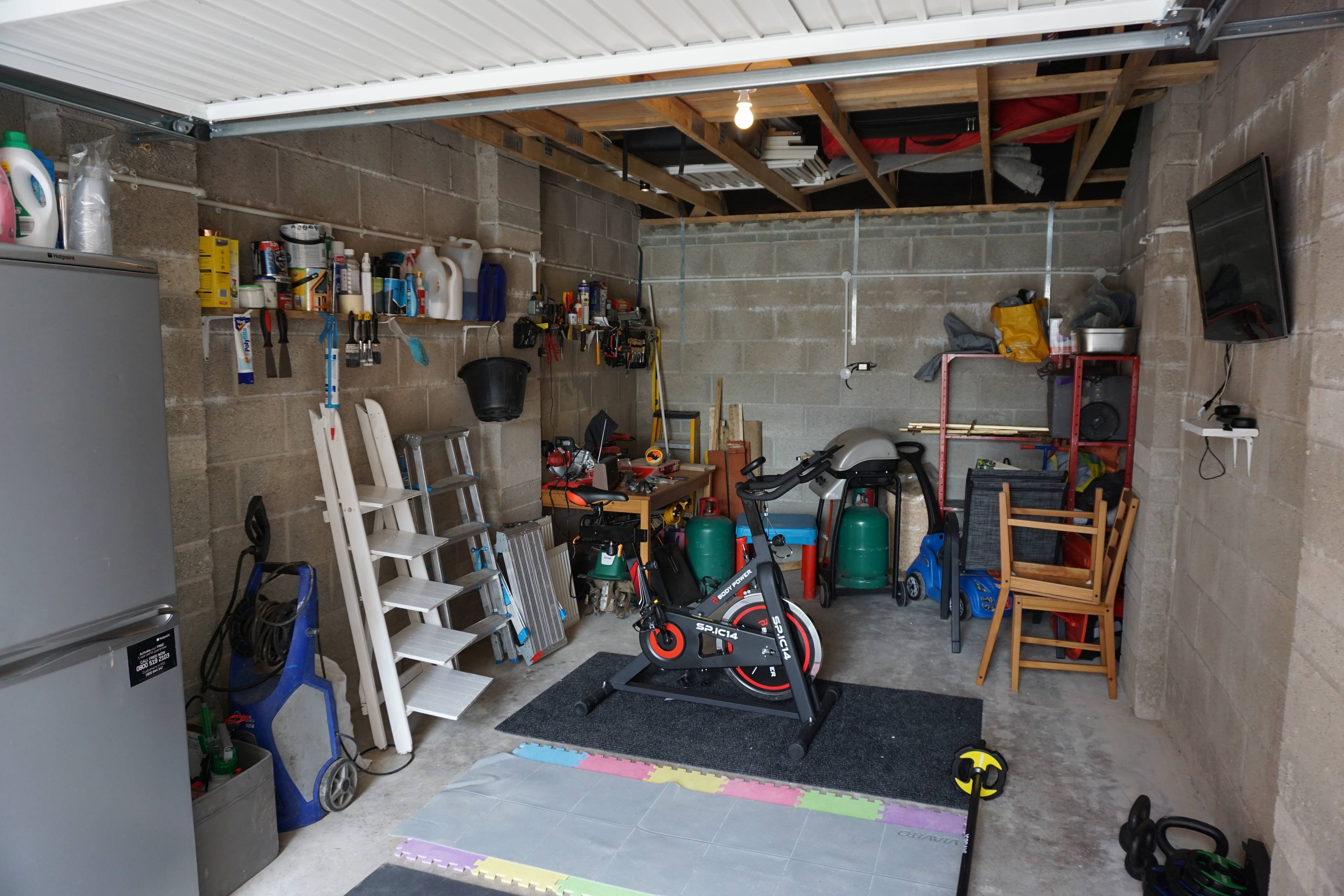 Garage