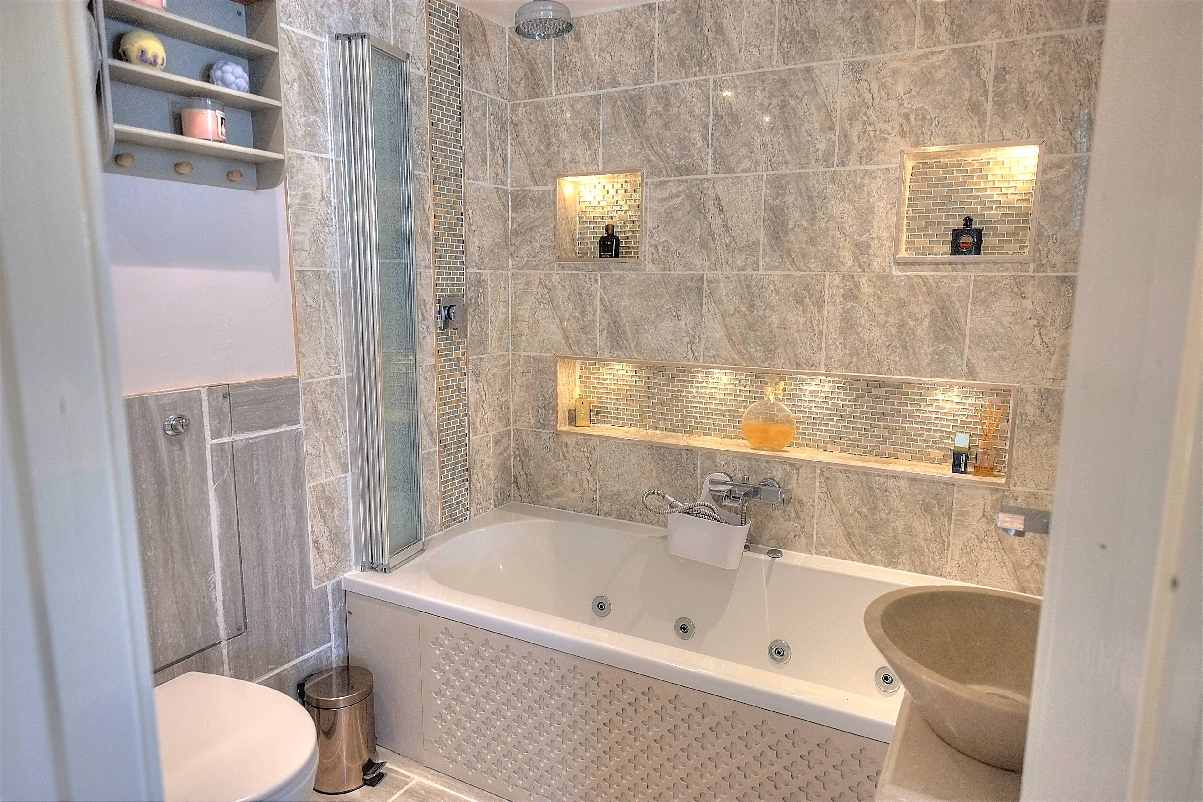 Master En-suite
