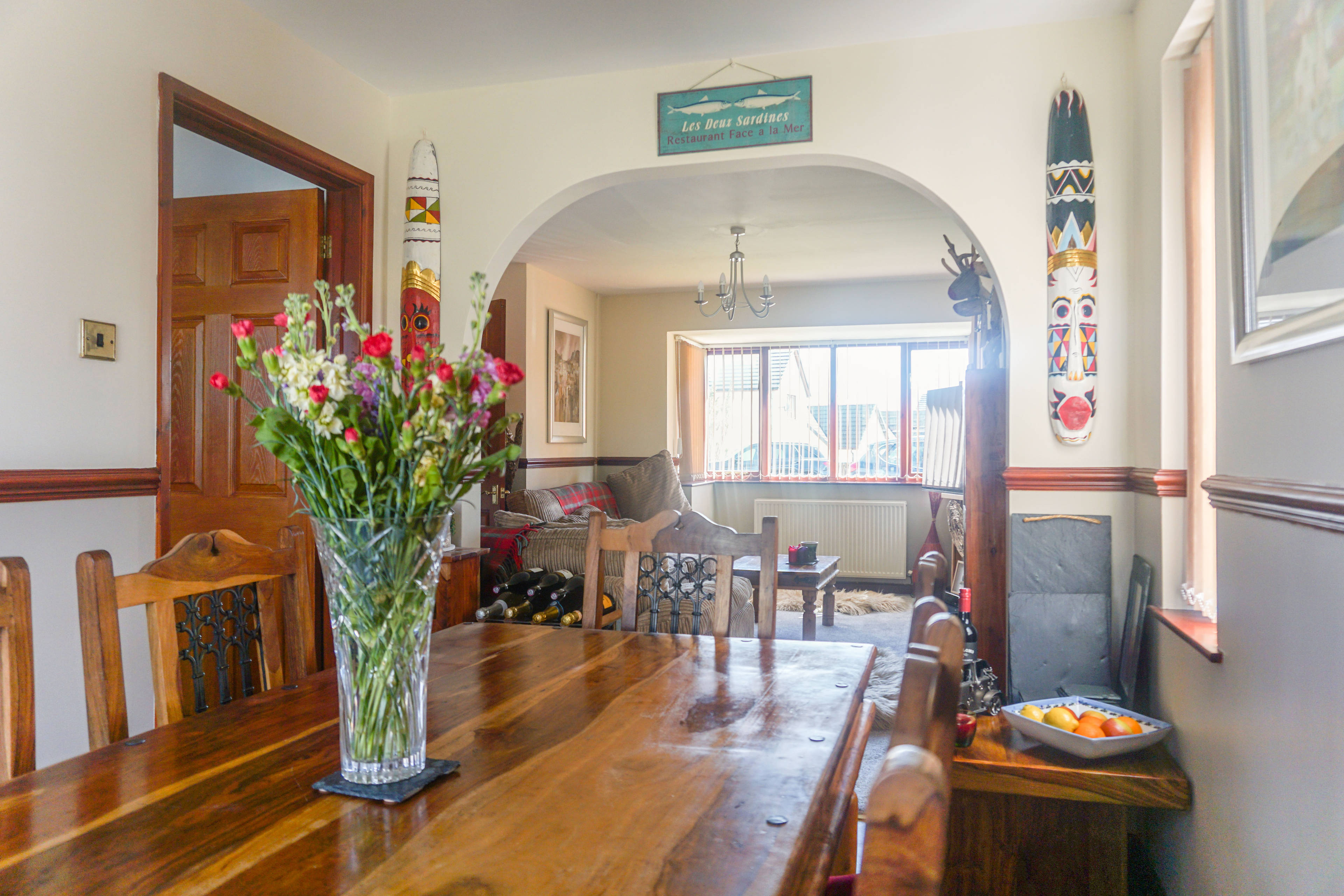 Lounge/Dining Room