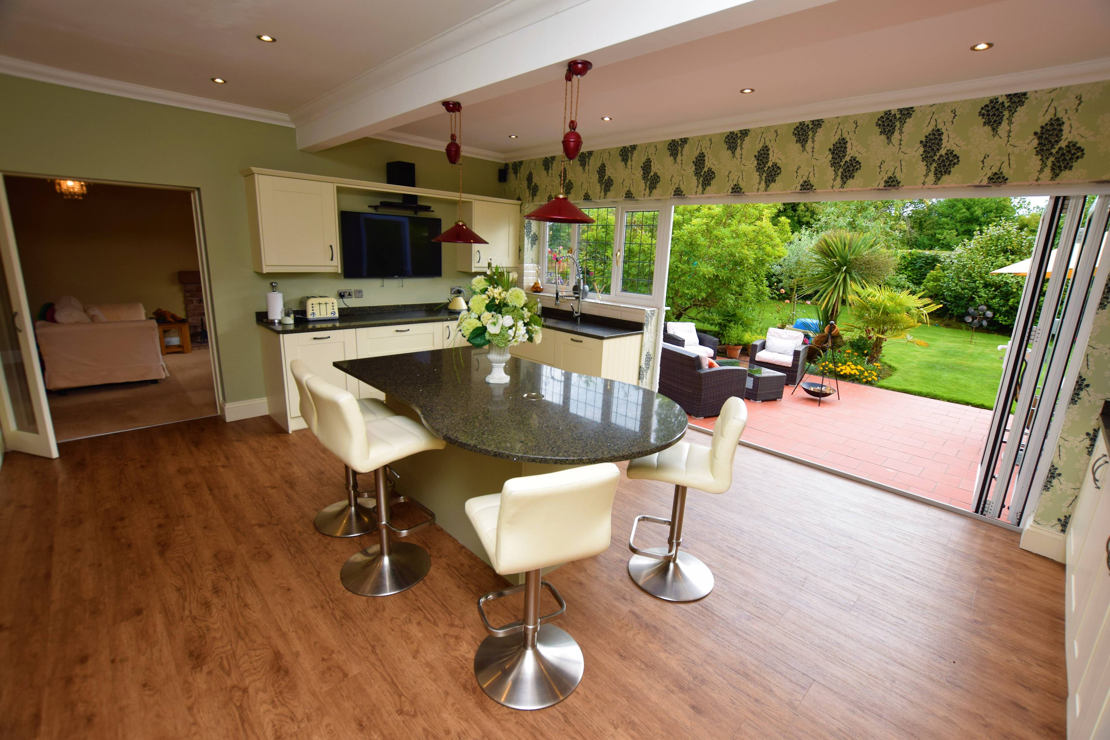 Kitchen / Breakfast