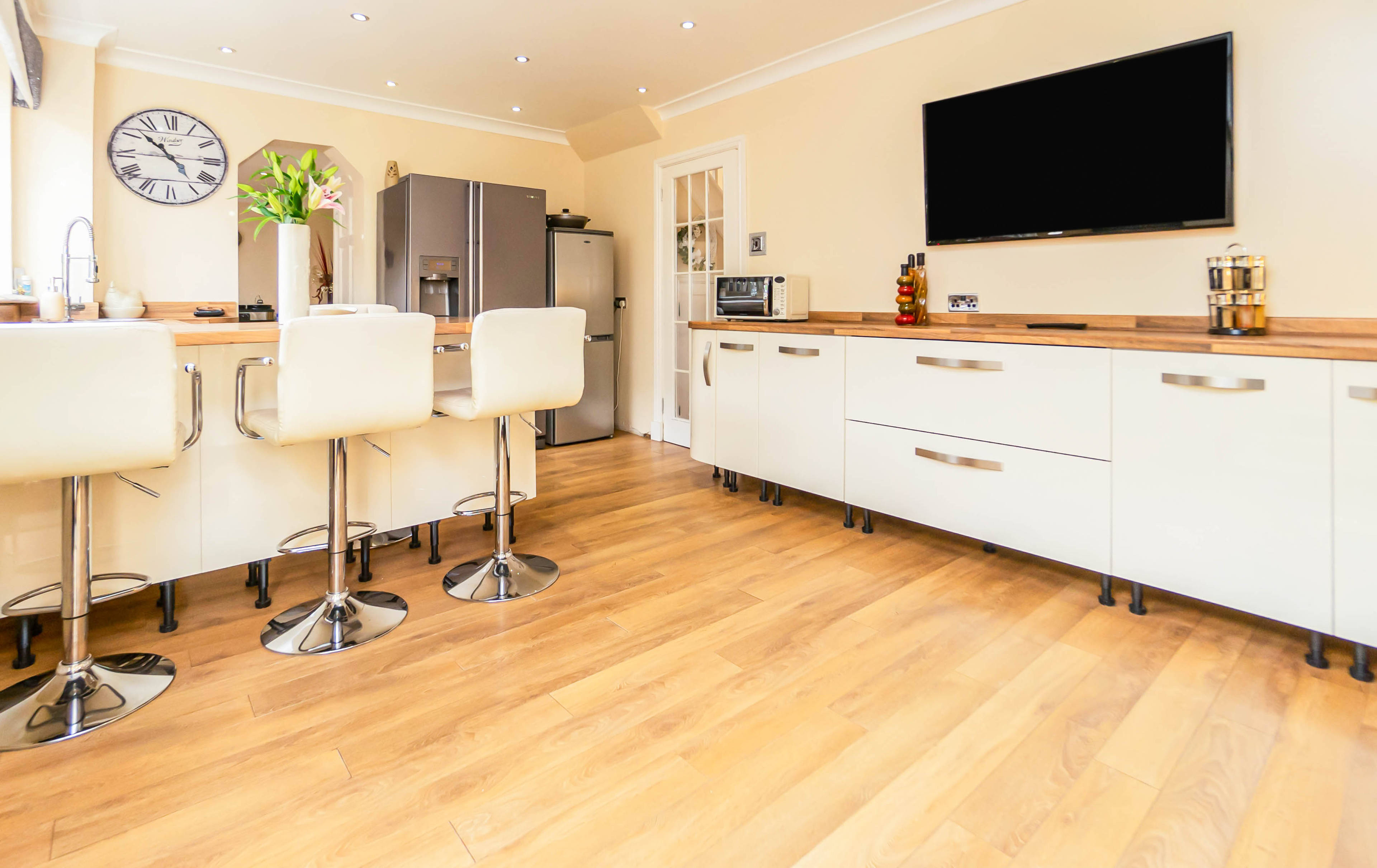 Kitchen/Dining Room