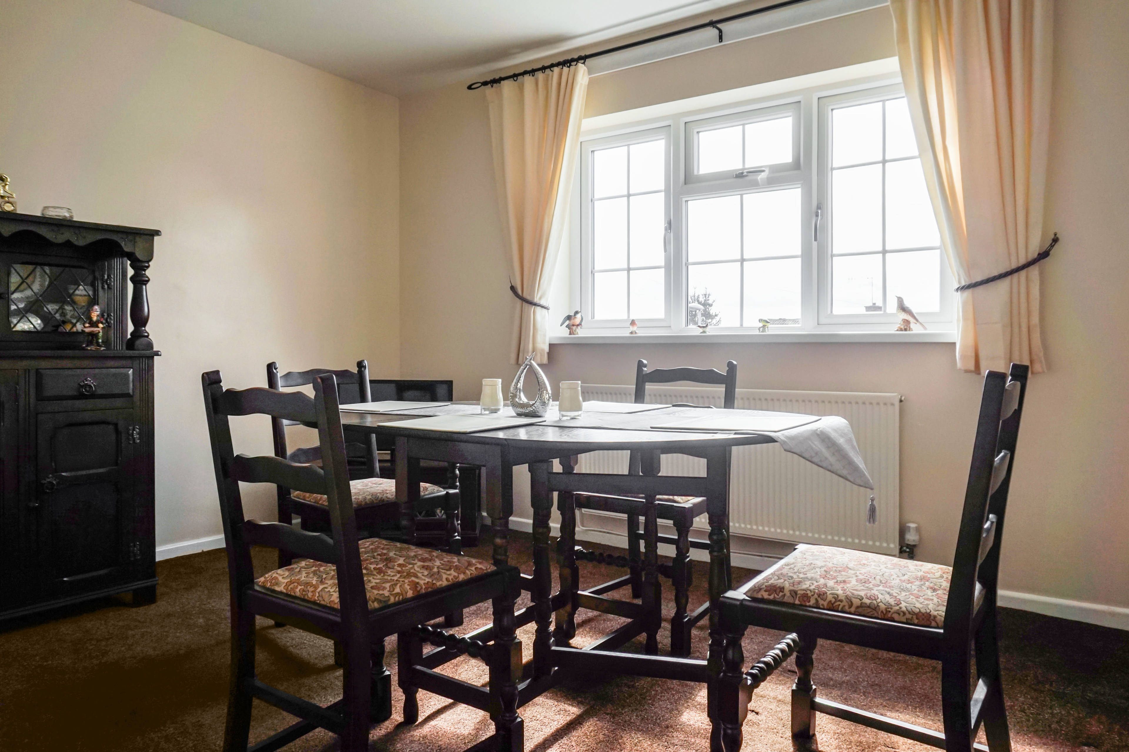 Dining Room/Bedroom