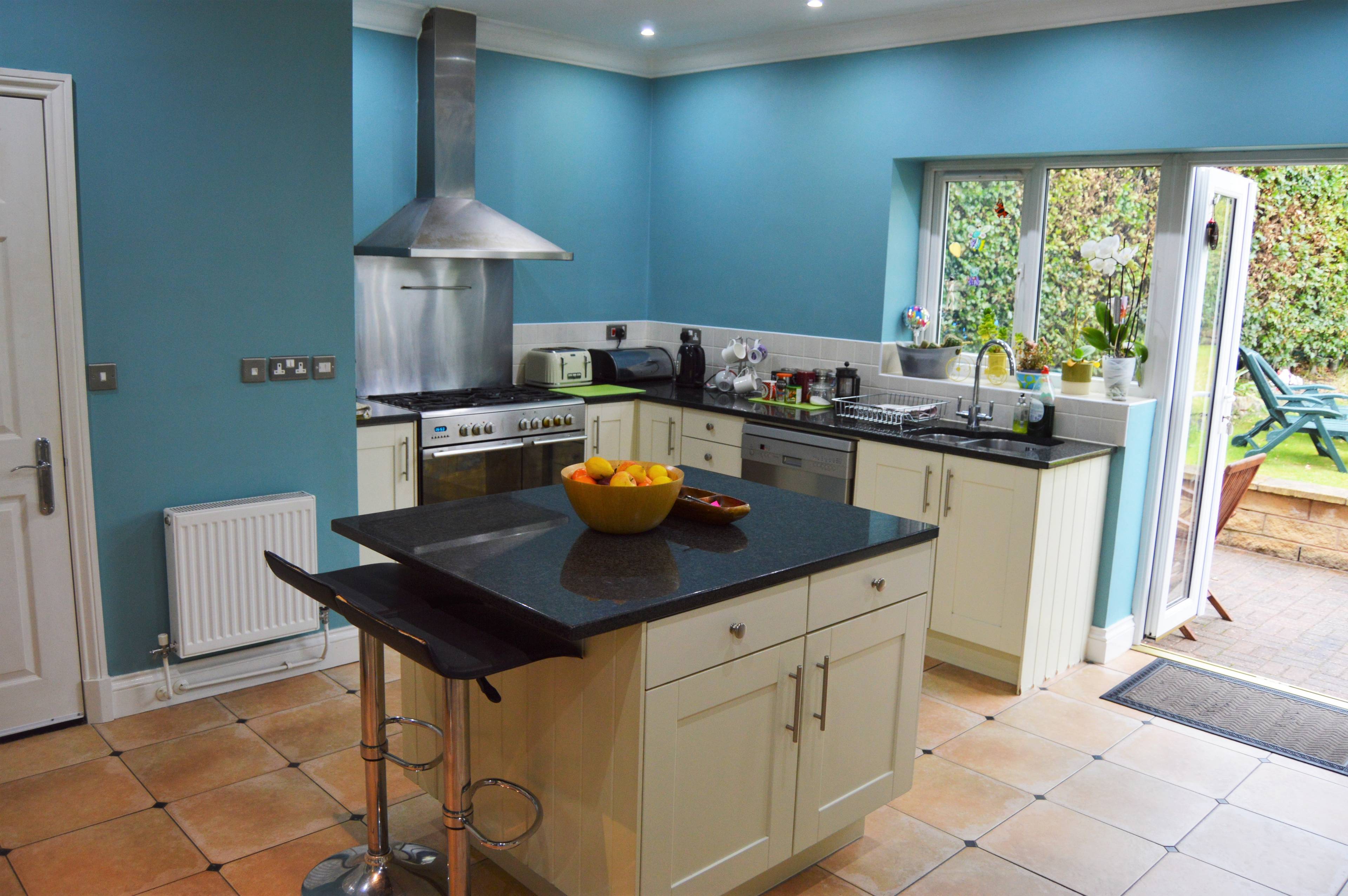 Kitchen/Breakfast