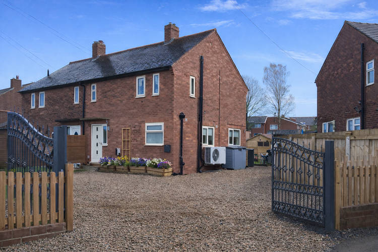 2 bedroom semi-detached house