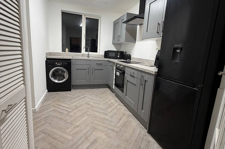 2 bedroom semi-detached house