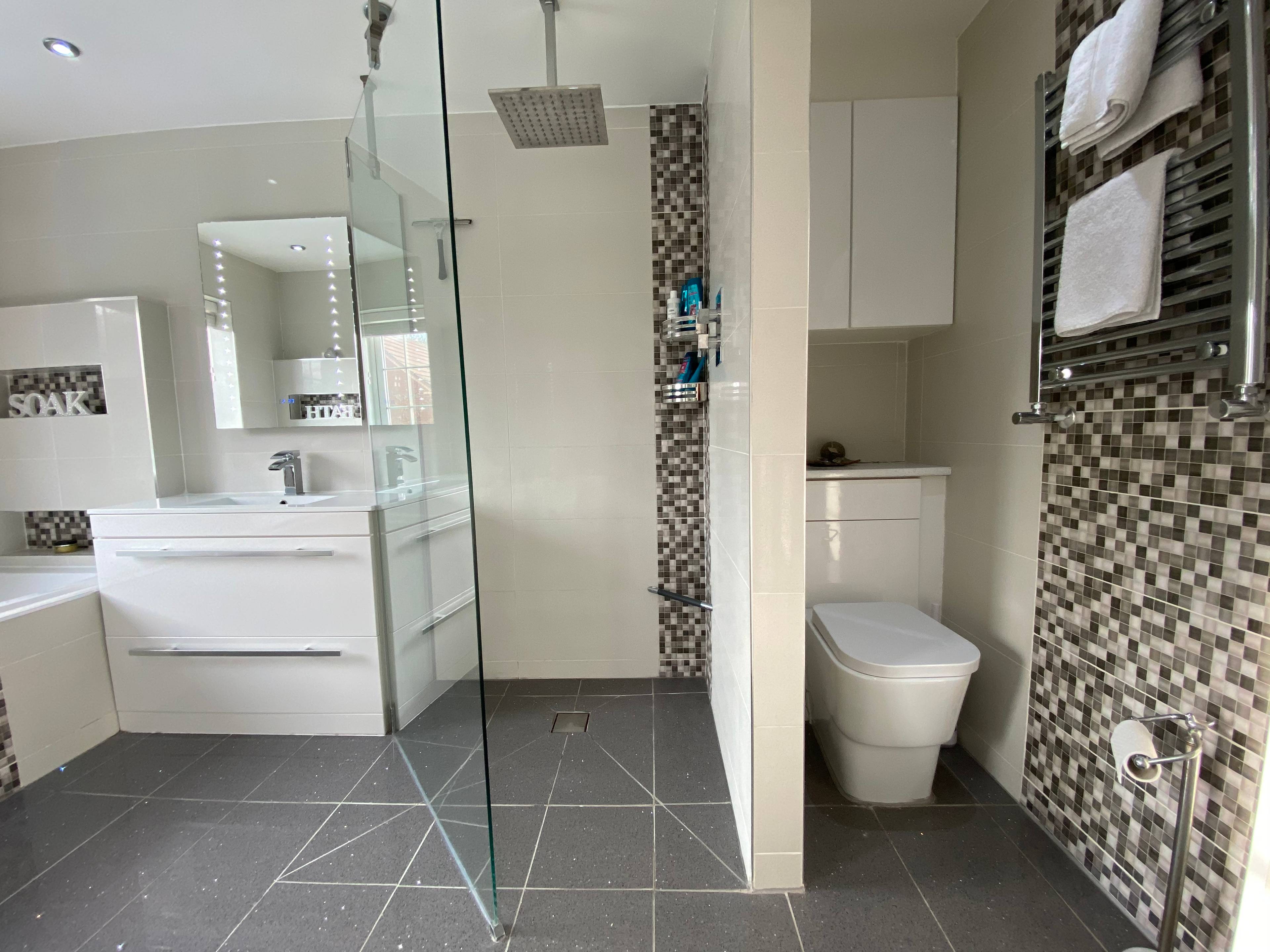 Master En-suite