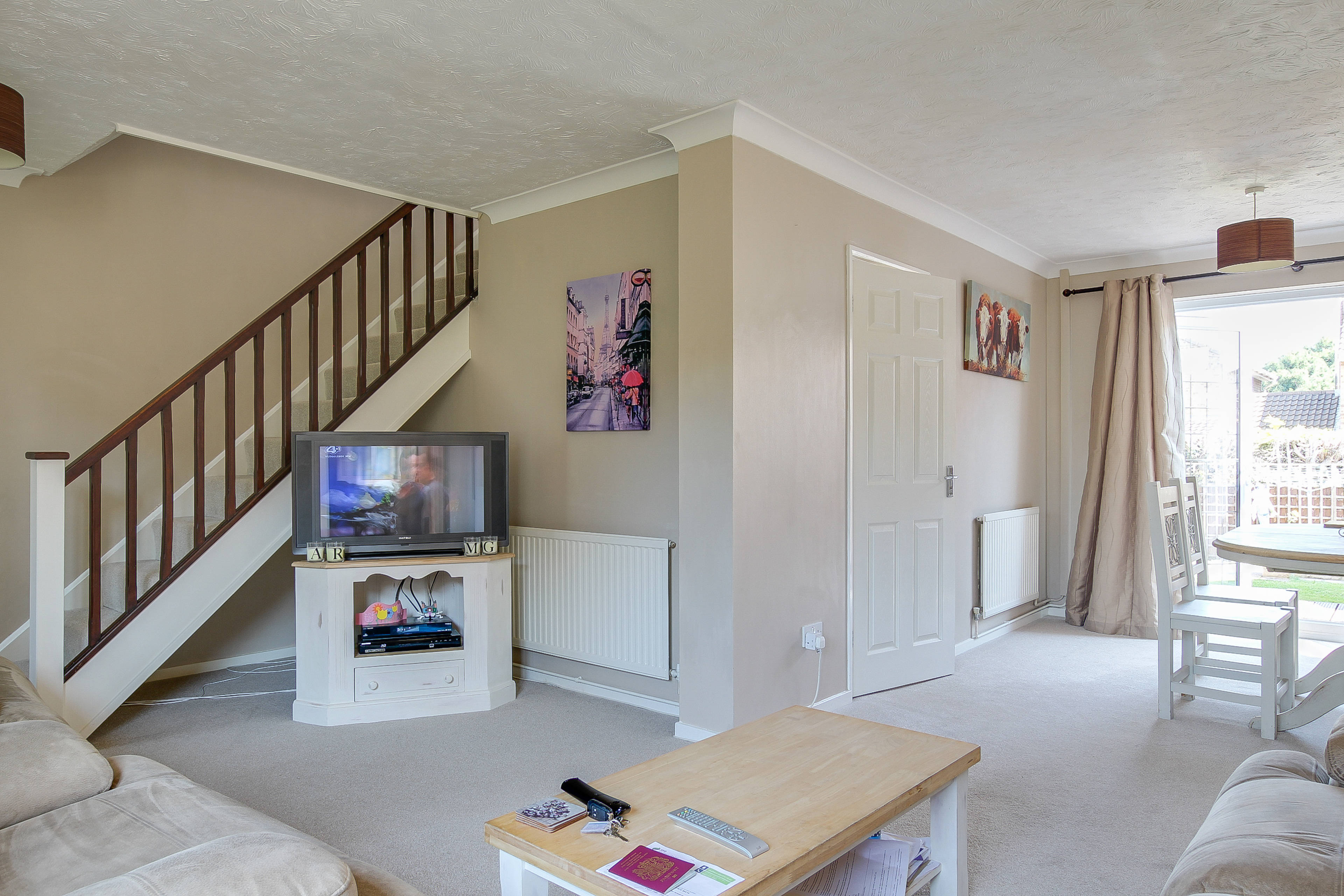 Lounge/Dining Room