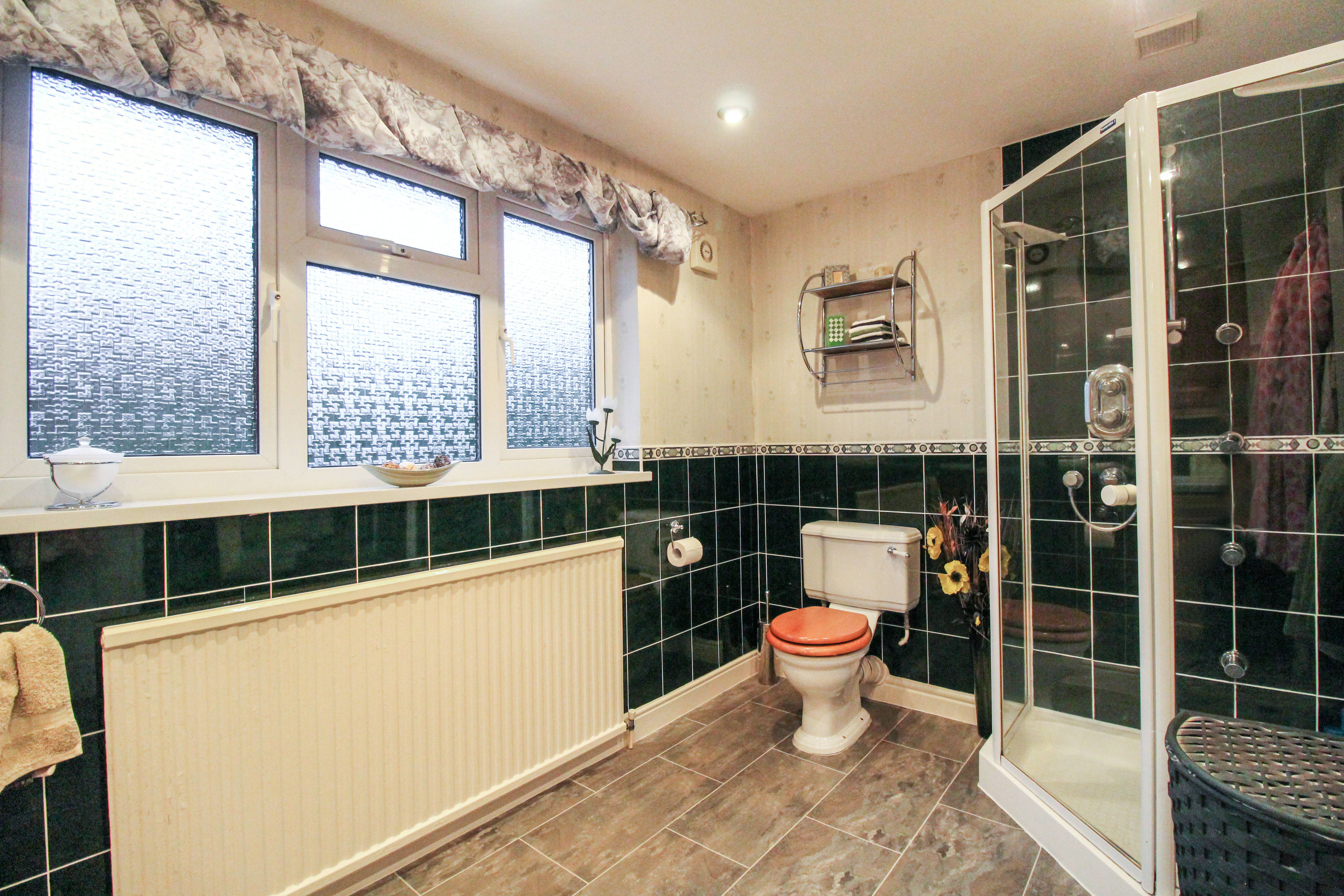 Master En-suite