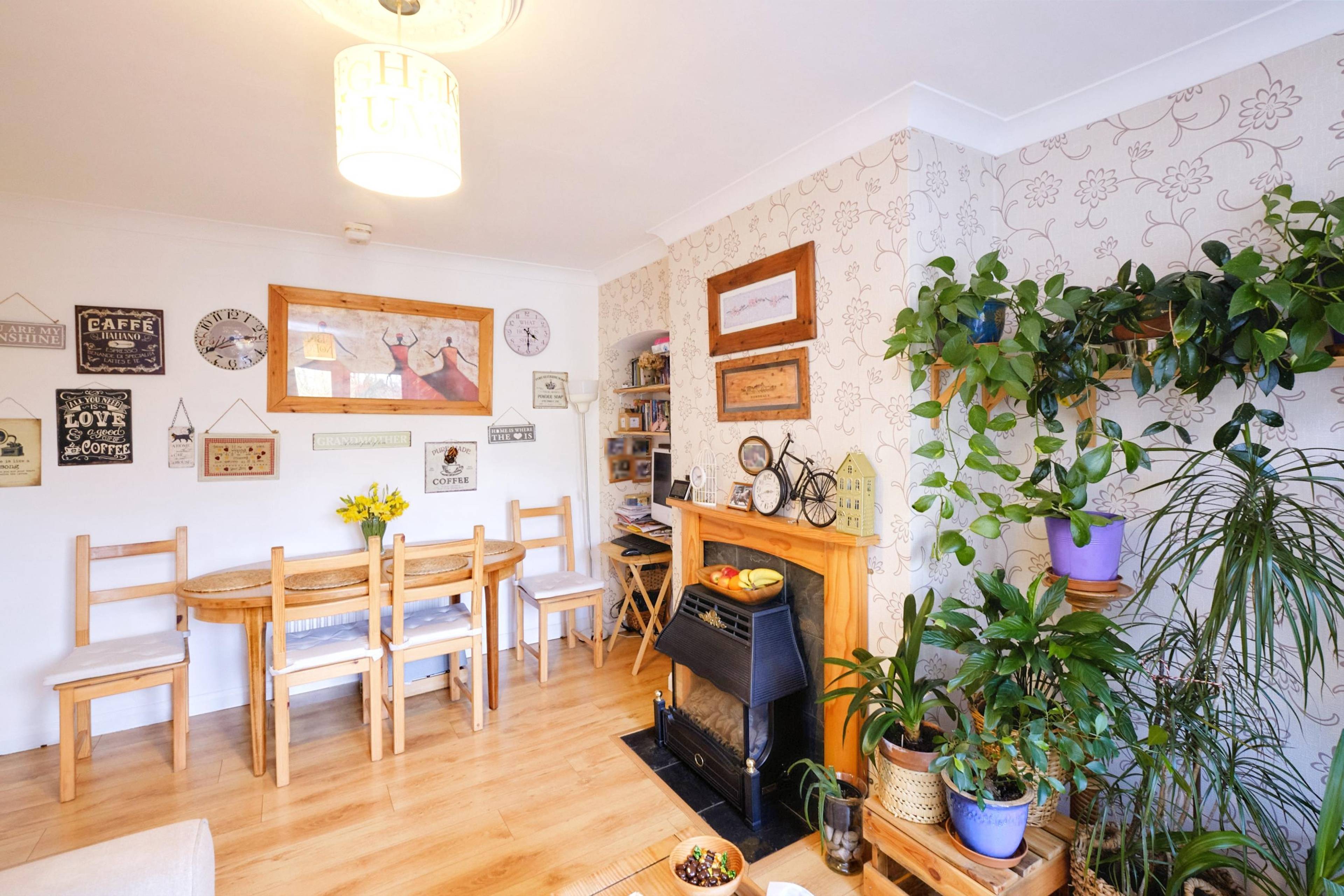 Lounge/dining Room