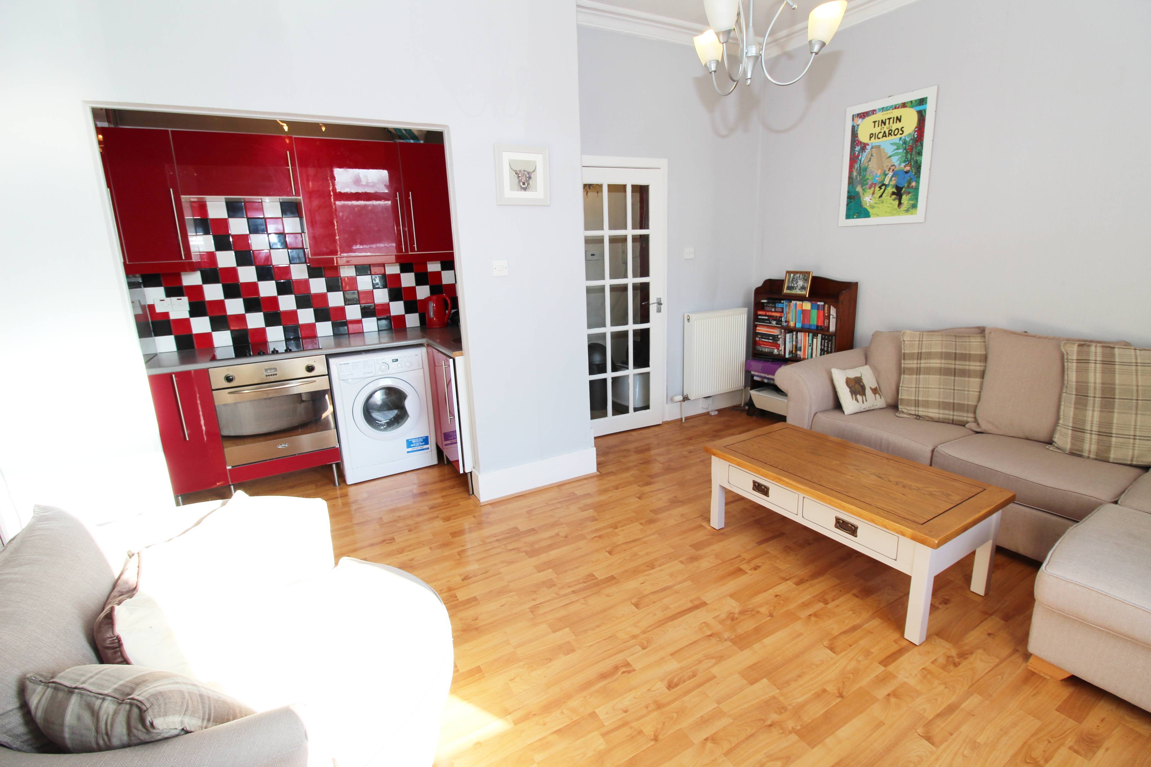 Lounge / Kitchen