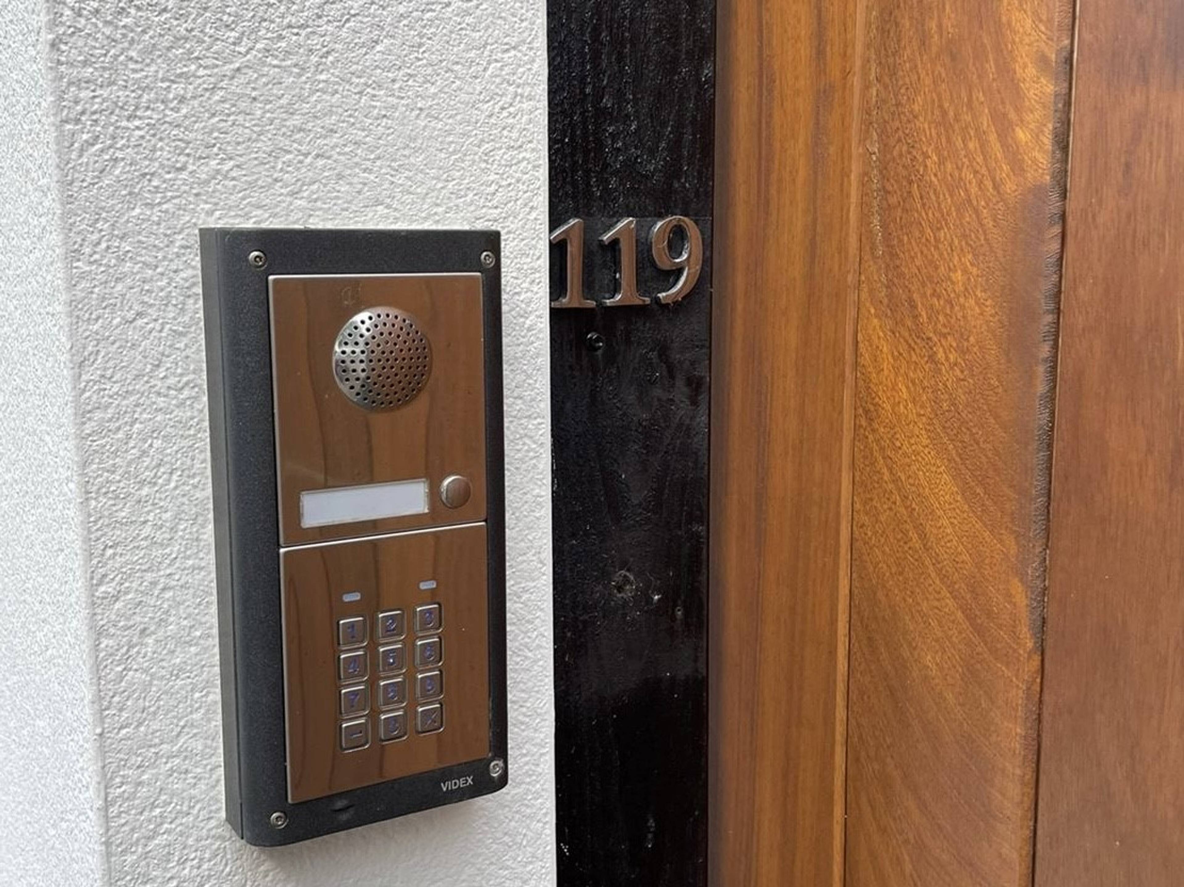 Annexe Entrance
