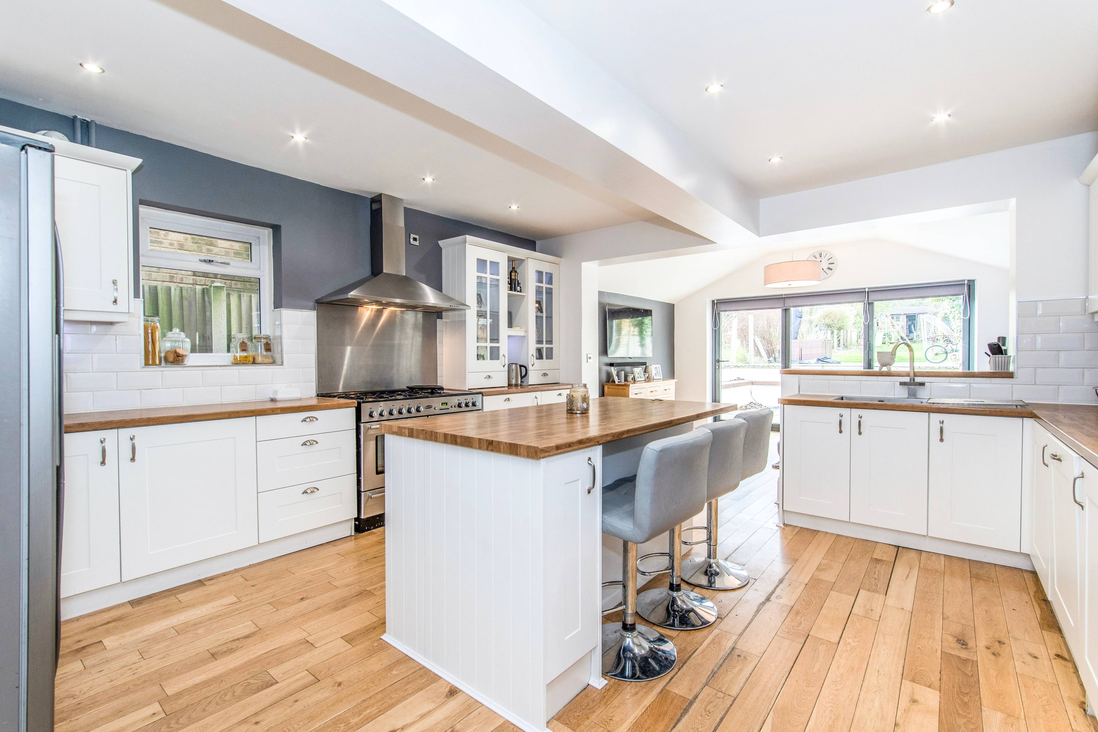 Kitchen/Breakfast