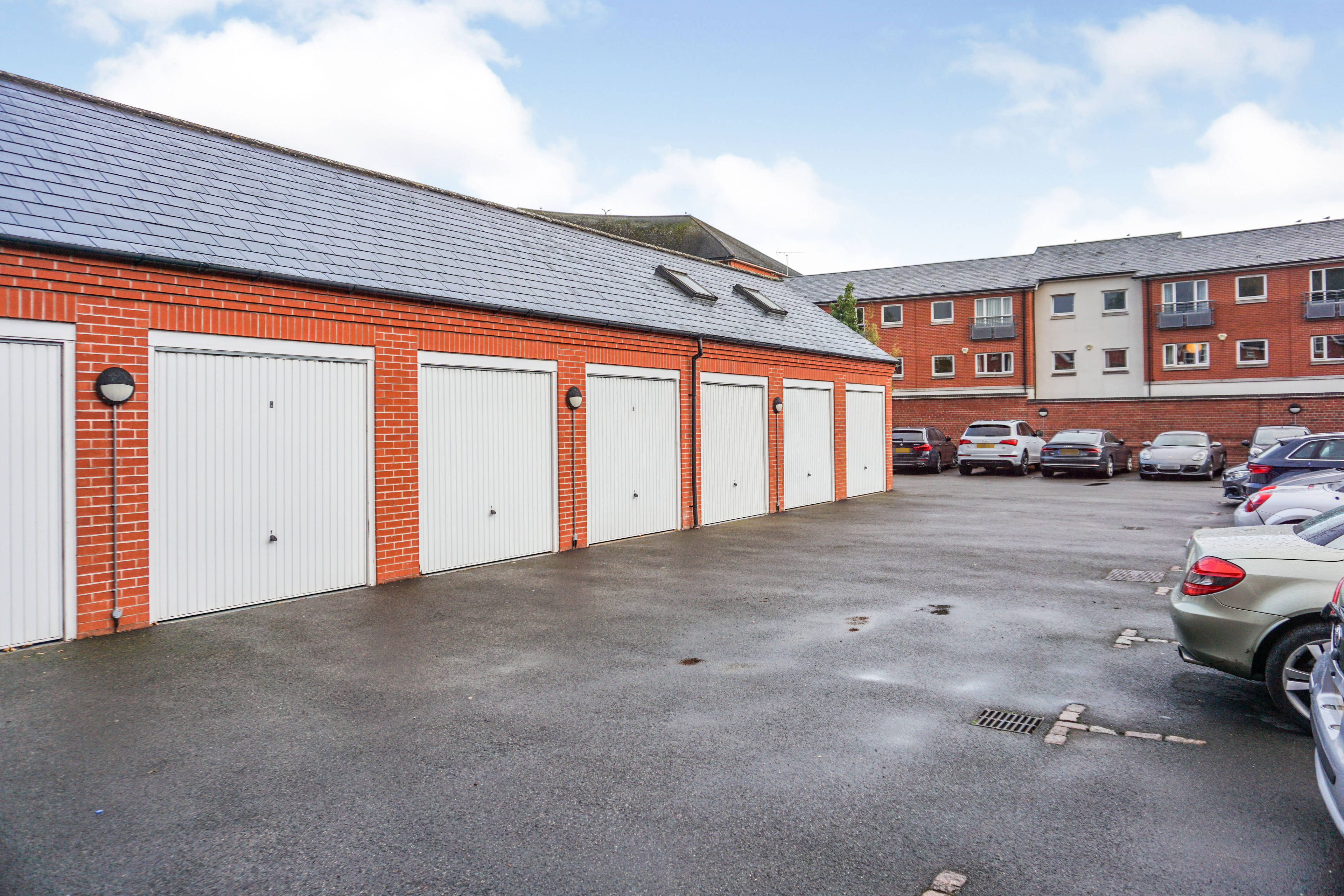 Garage En Bloc