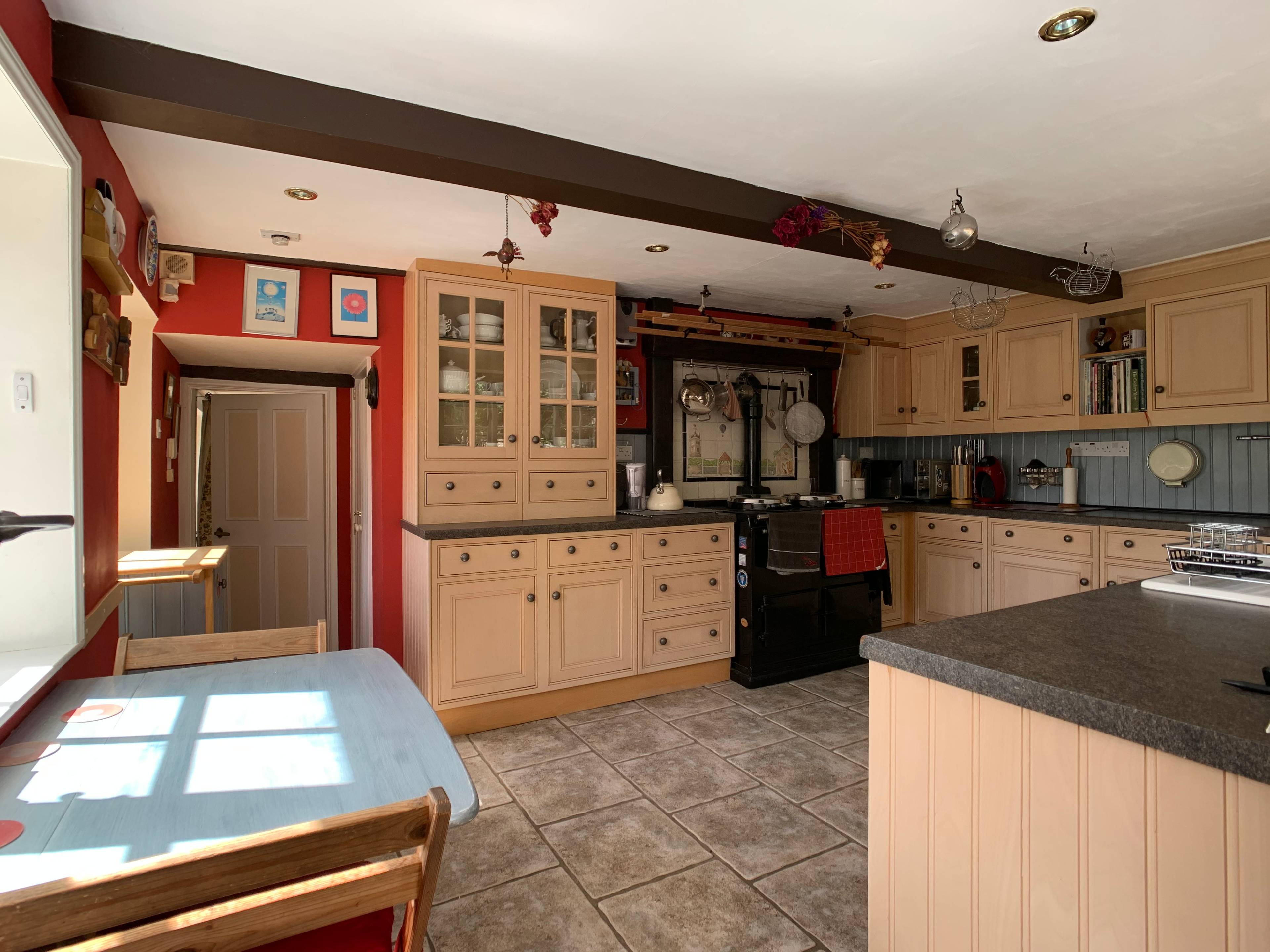 Kitchen/Breakfast