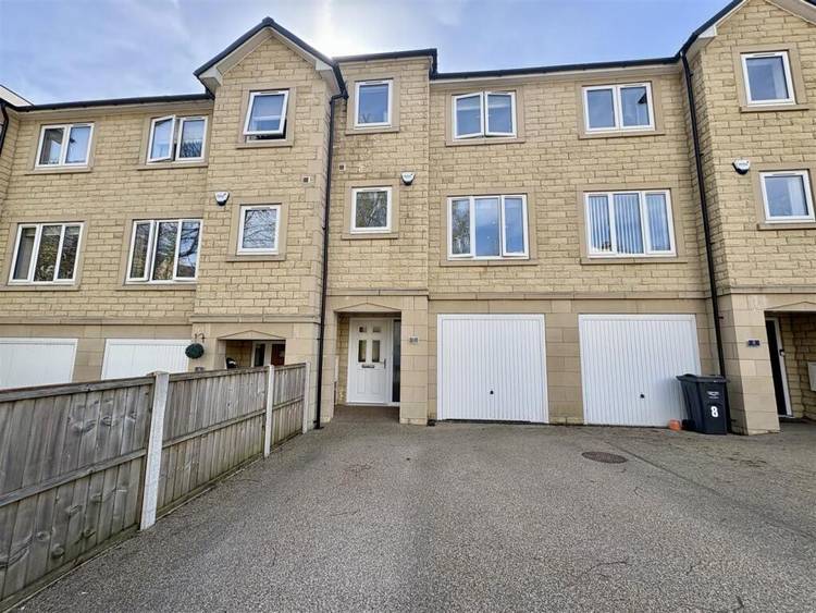 4 bedroom terraced house