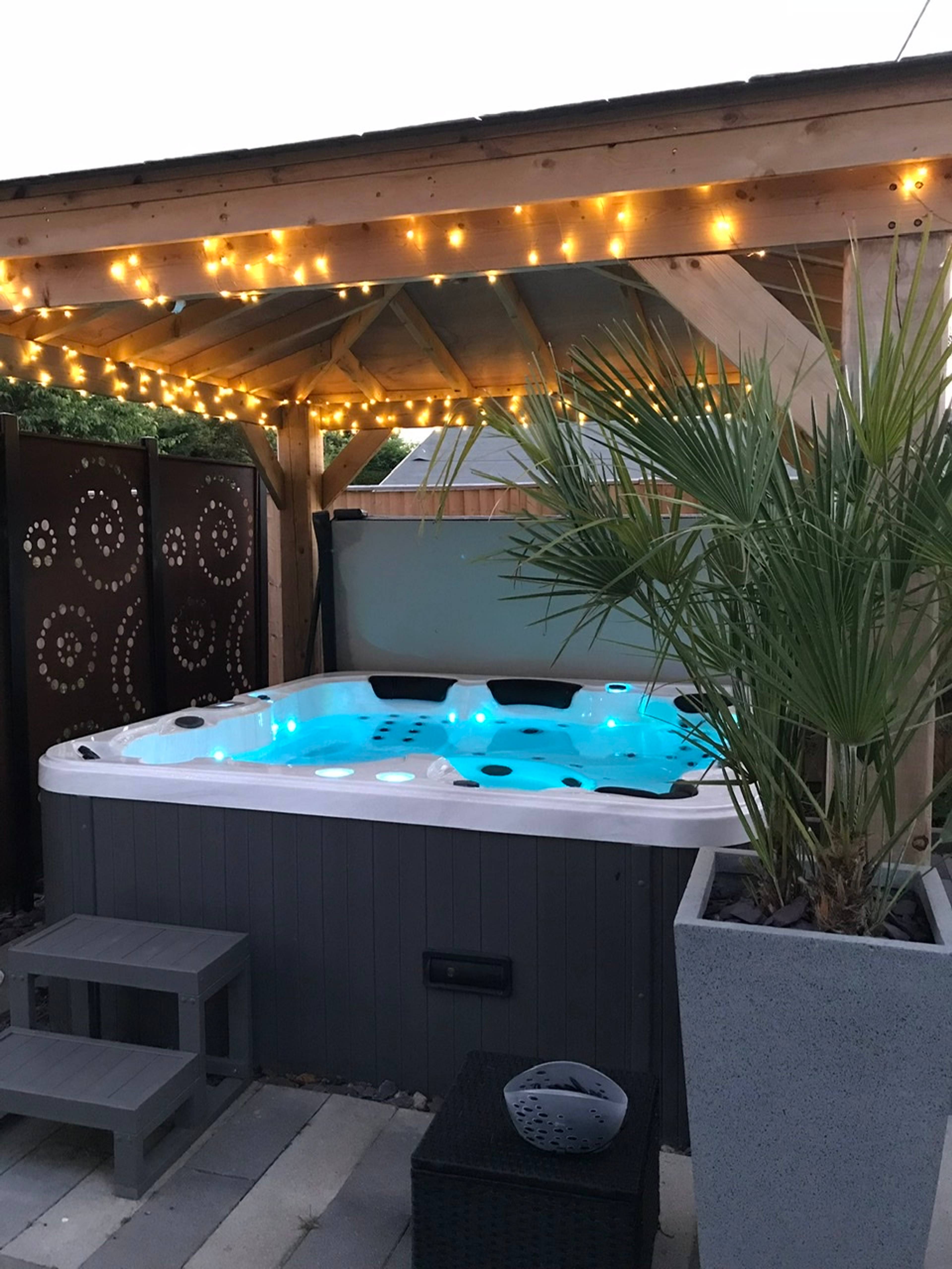 Hot Tub