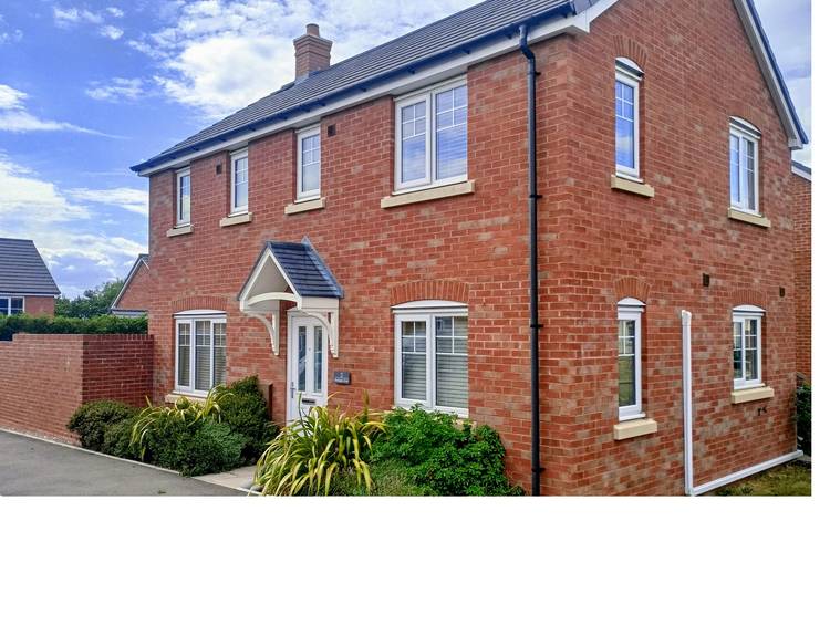 3 bedroom detached house