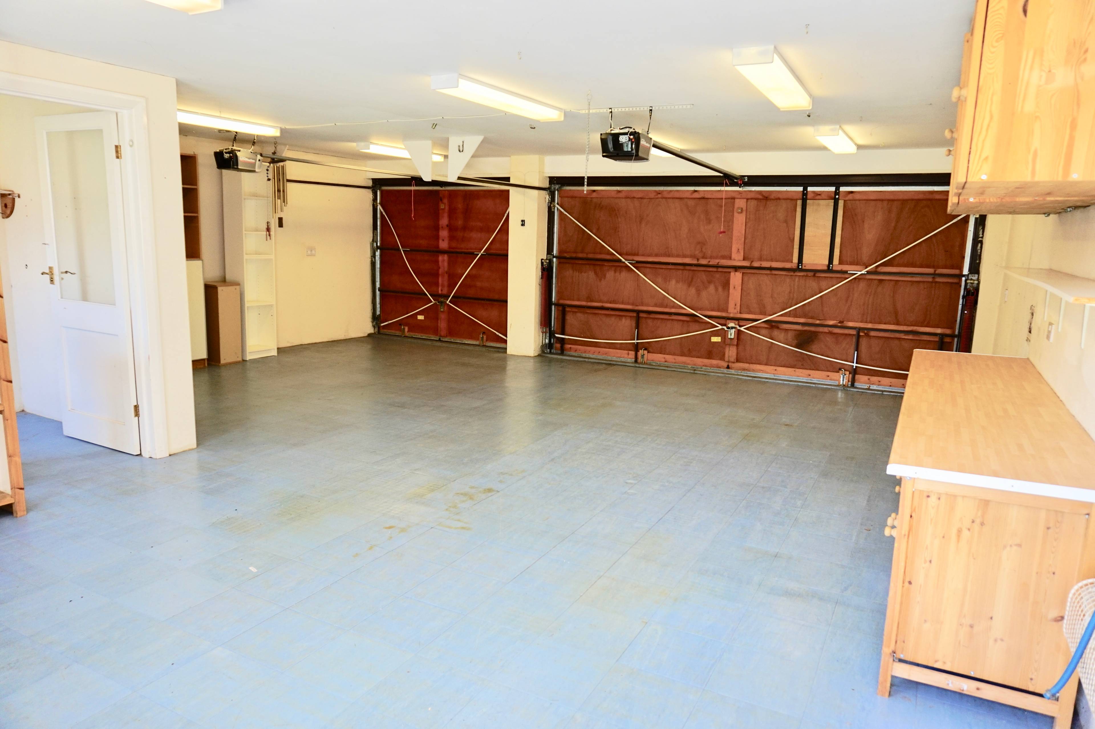 Triple Garage