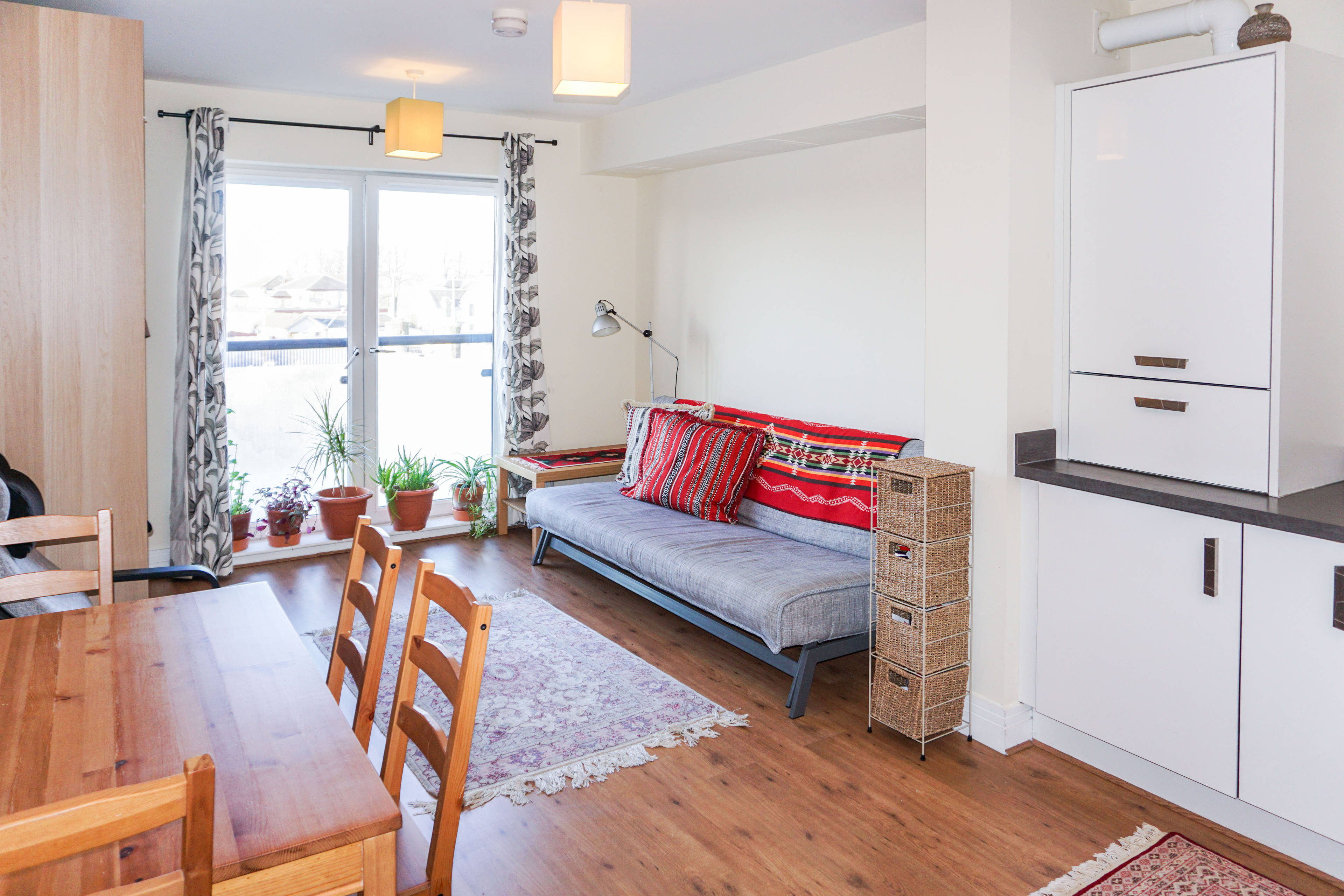 Lounge / Kitchen