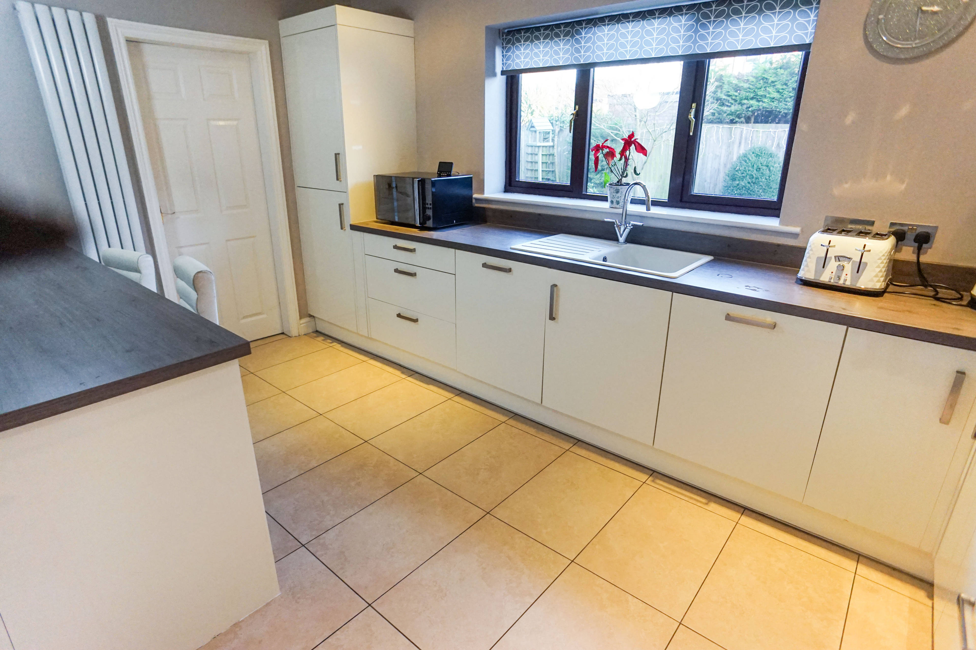 Kitchen/Breakfast