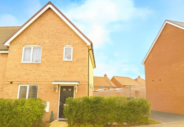 3 bedroom semi-detached house