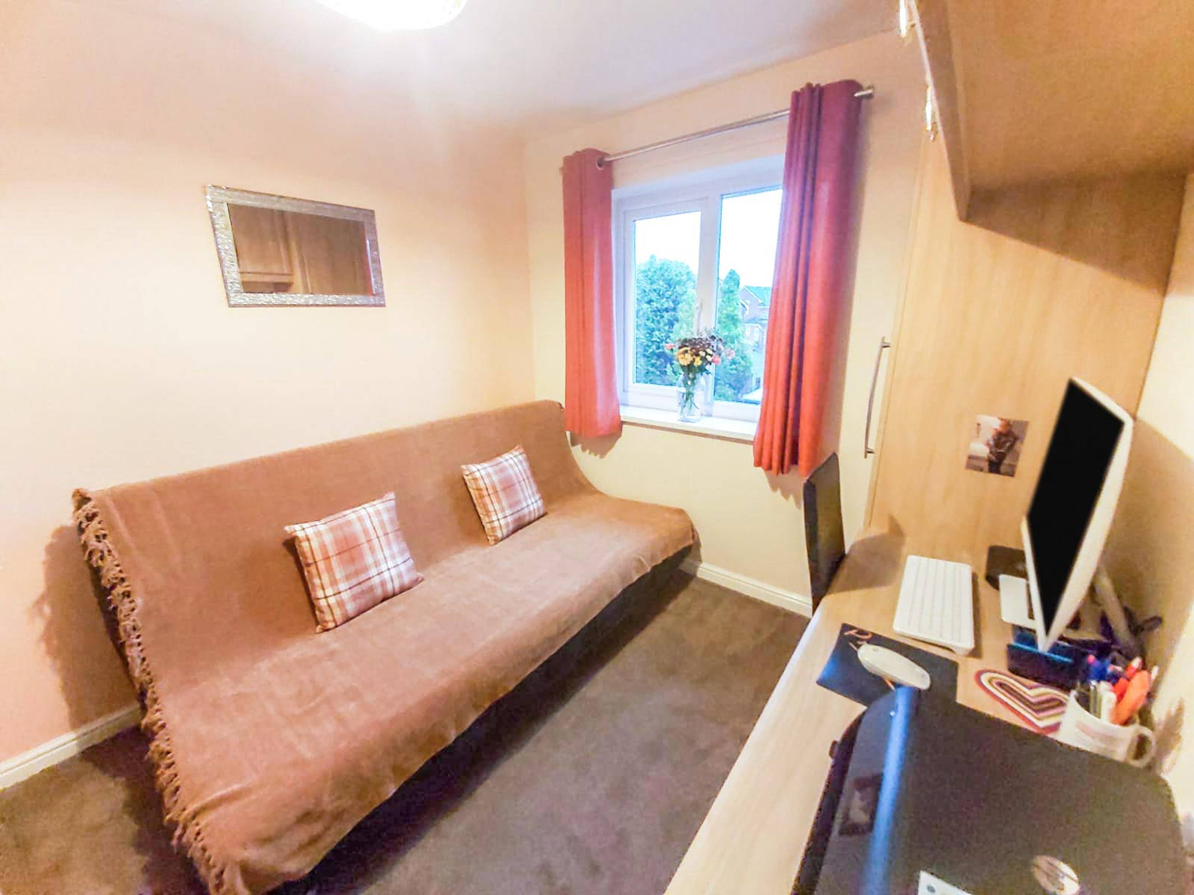 Bedroom Three/Study