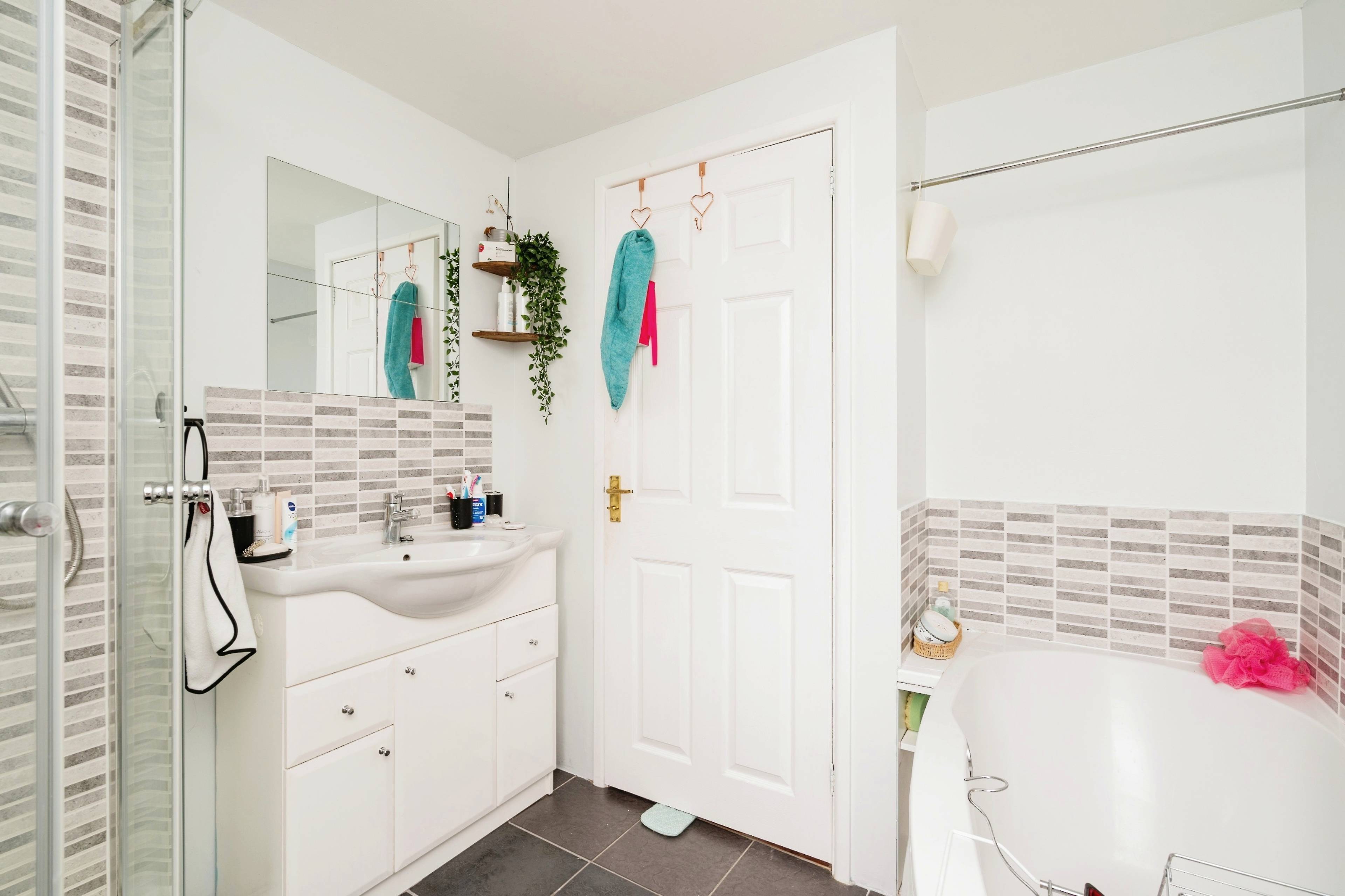 Annexe Bathroom
