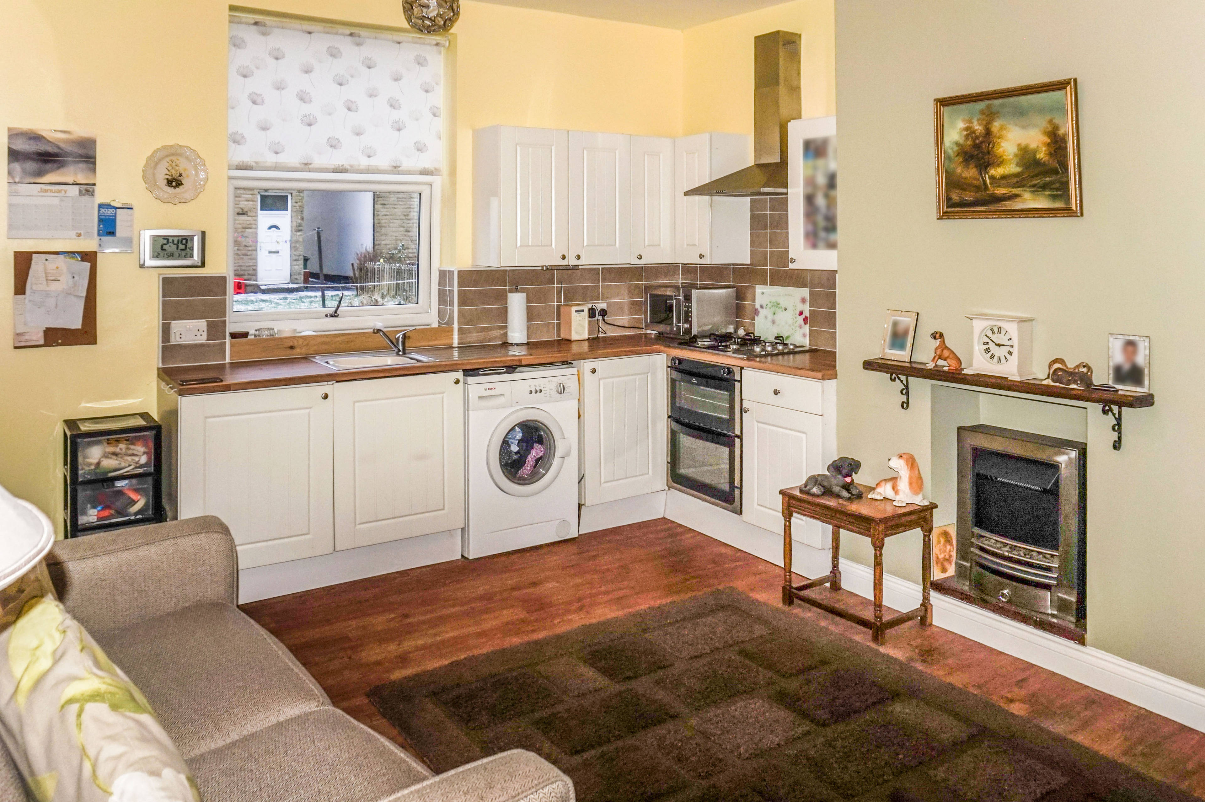 Lounge / Kitchen