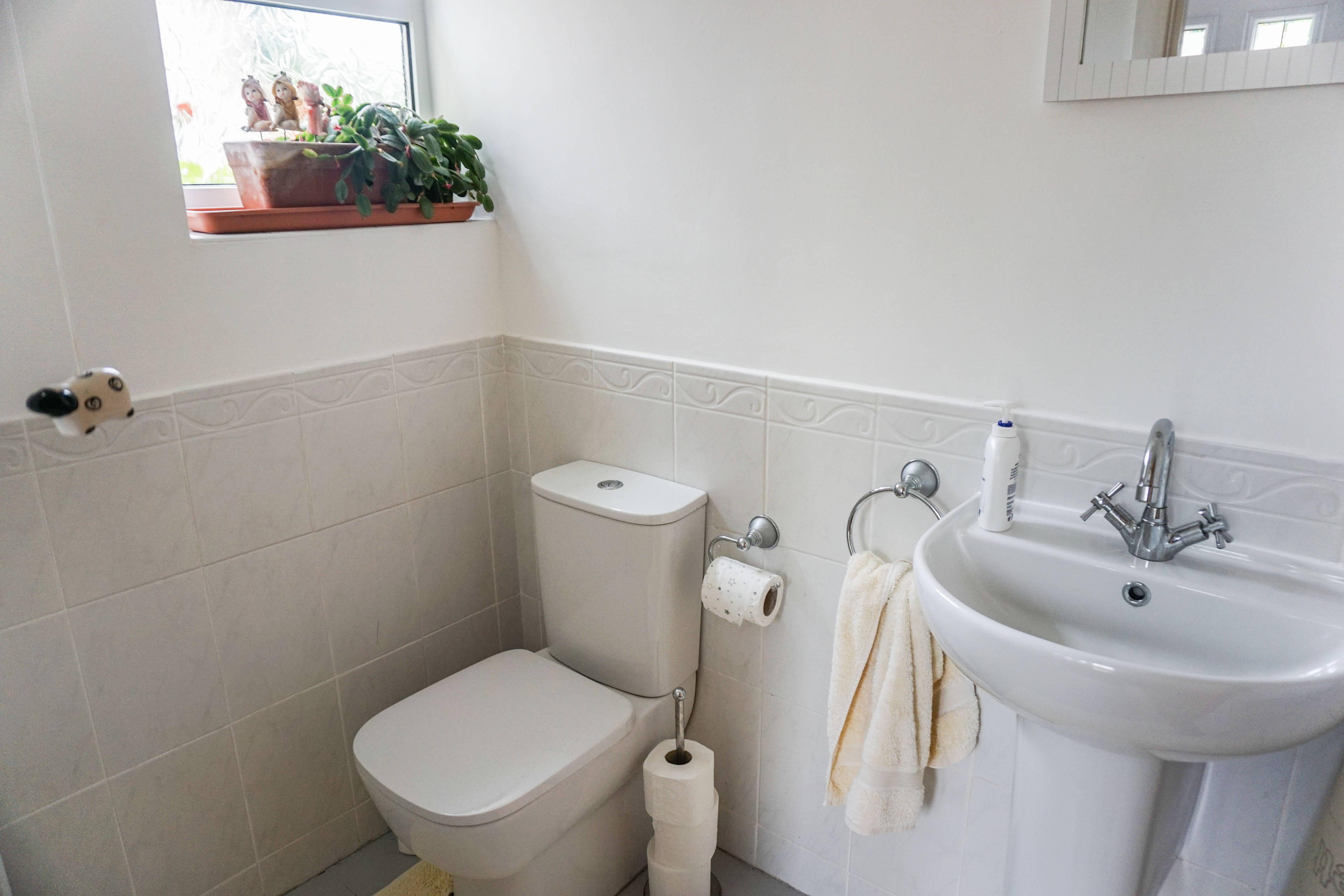 Cloak Room