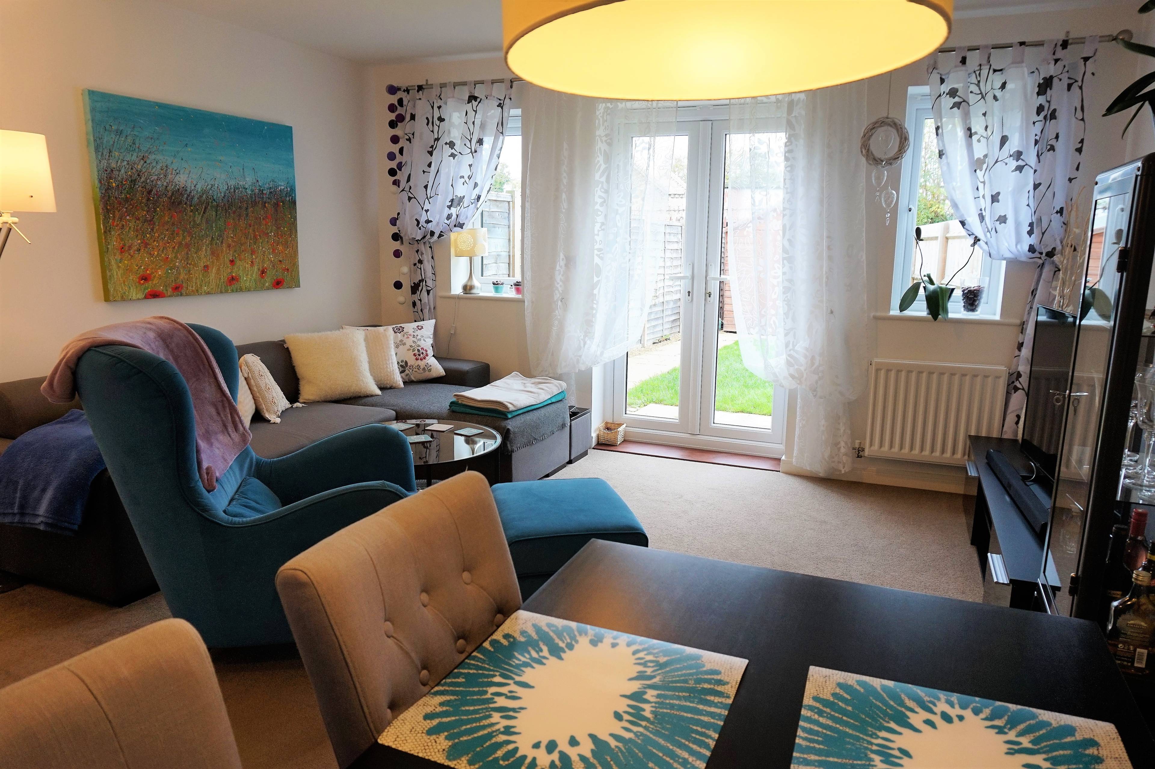 Lounge/Dining Room