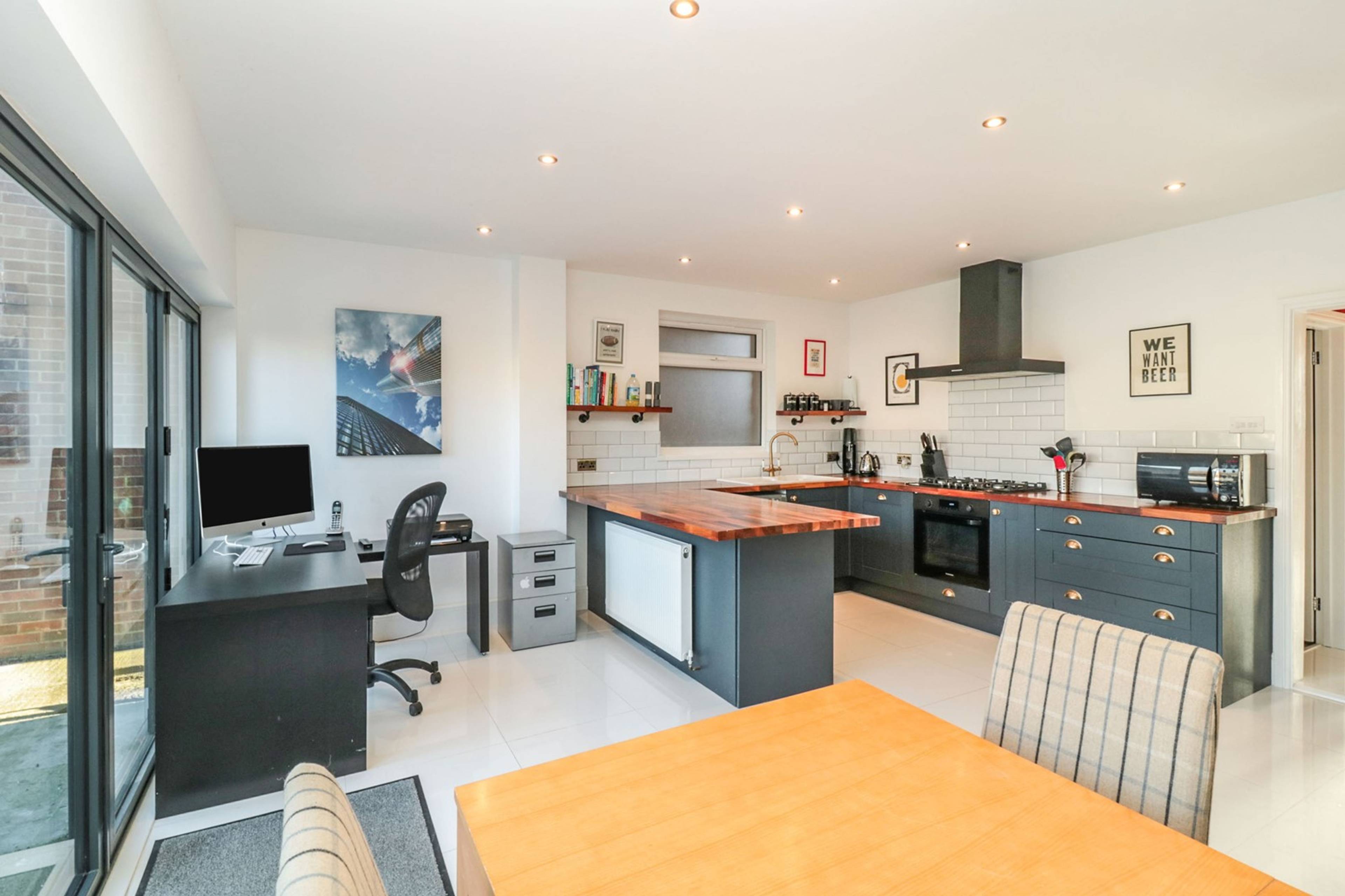 Kitchen/Dining Room