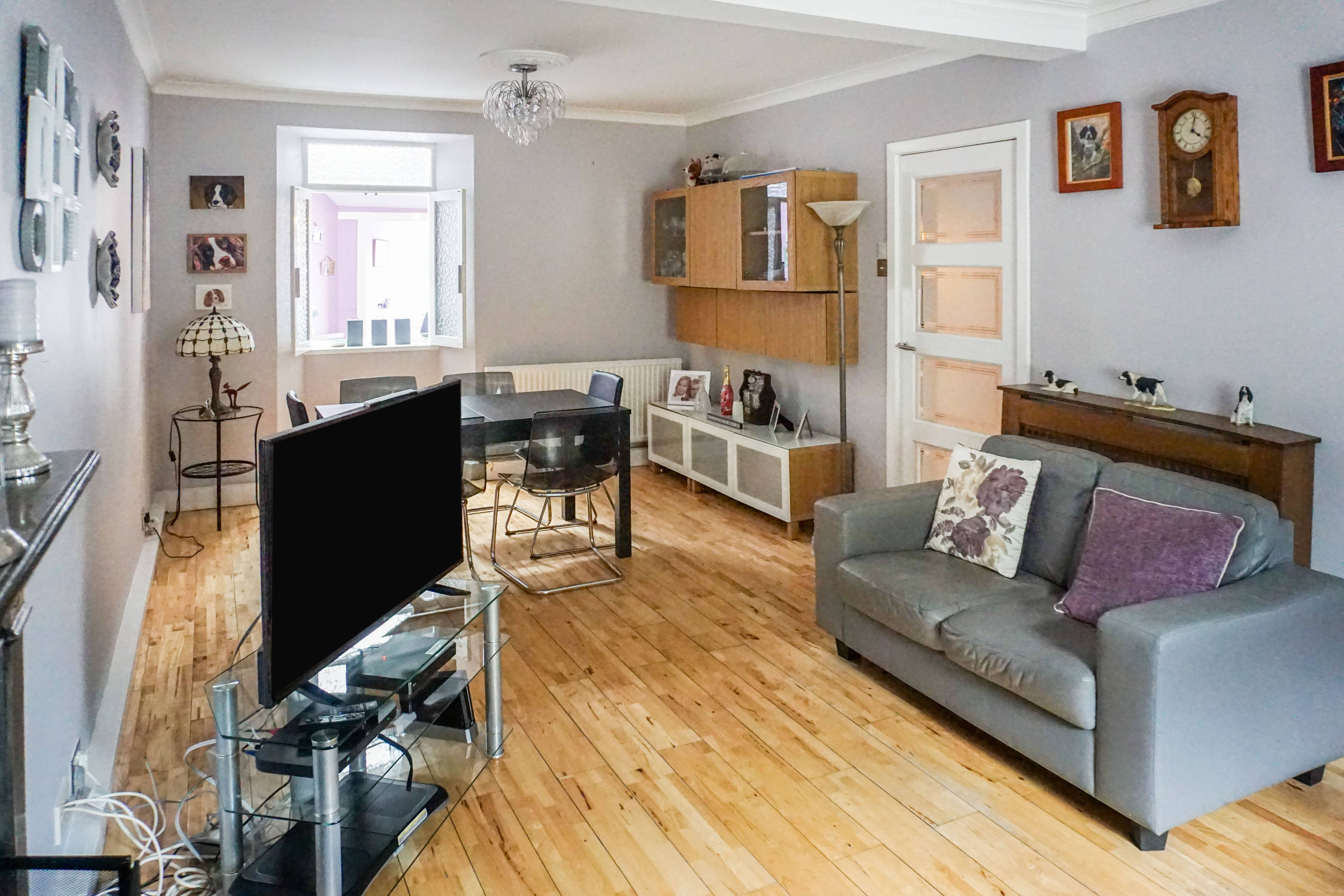 Lounge/Dining Room