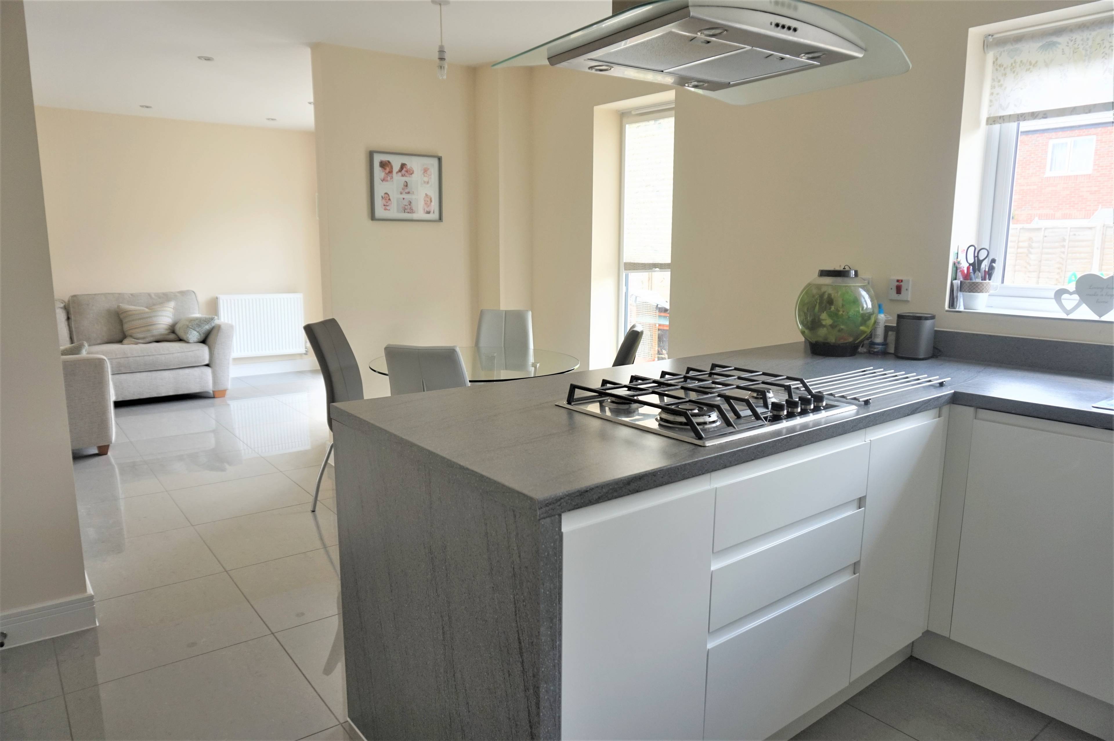 Kitchen/Breakfast