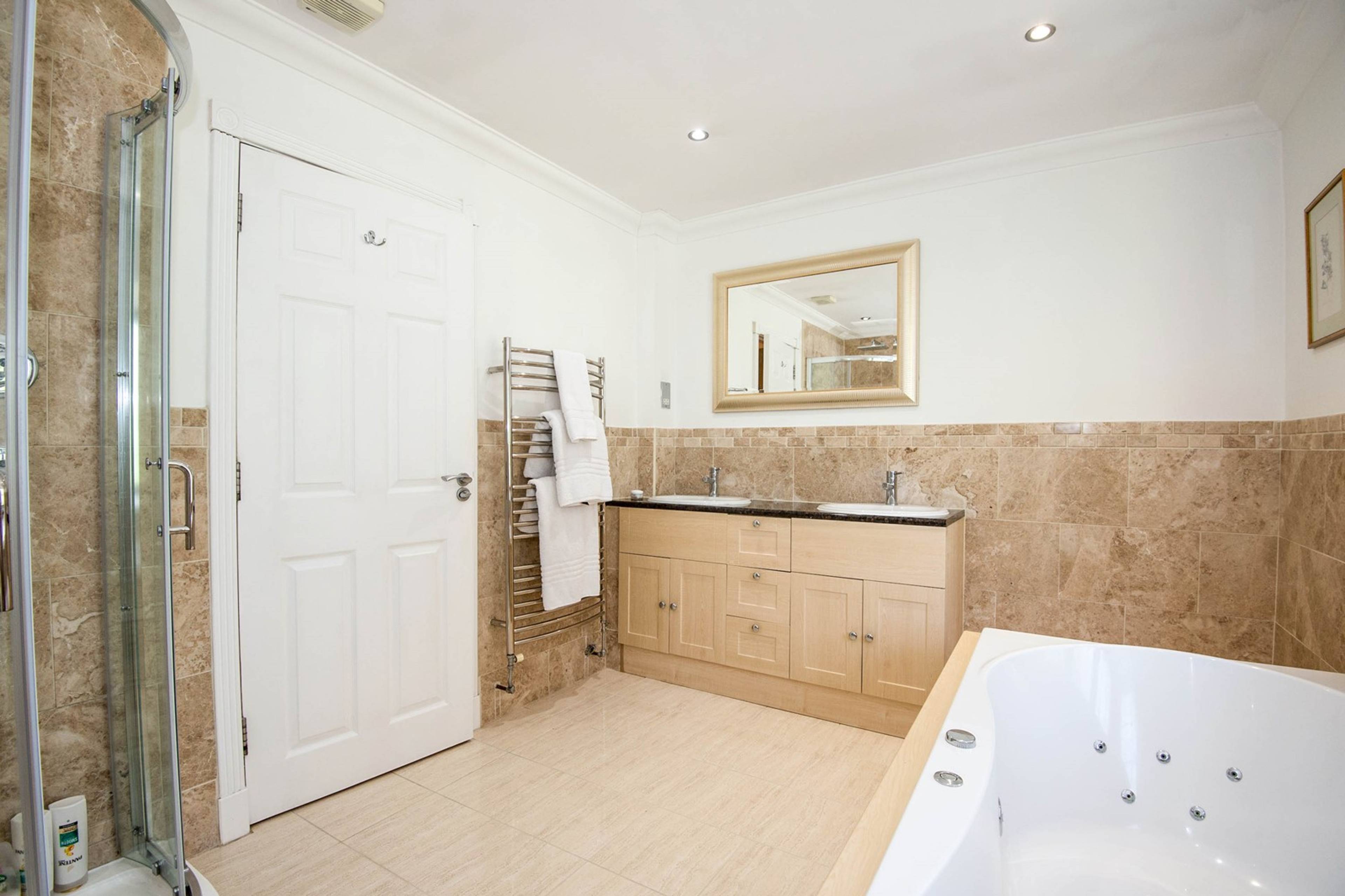 Master En-suite