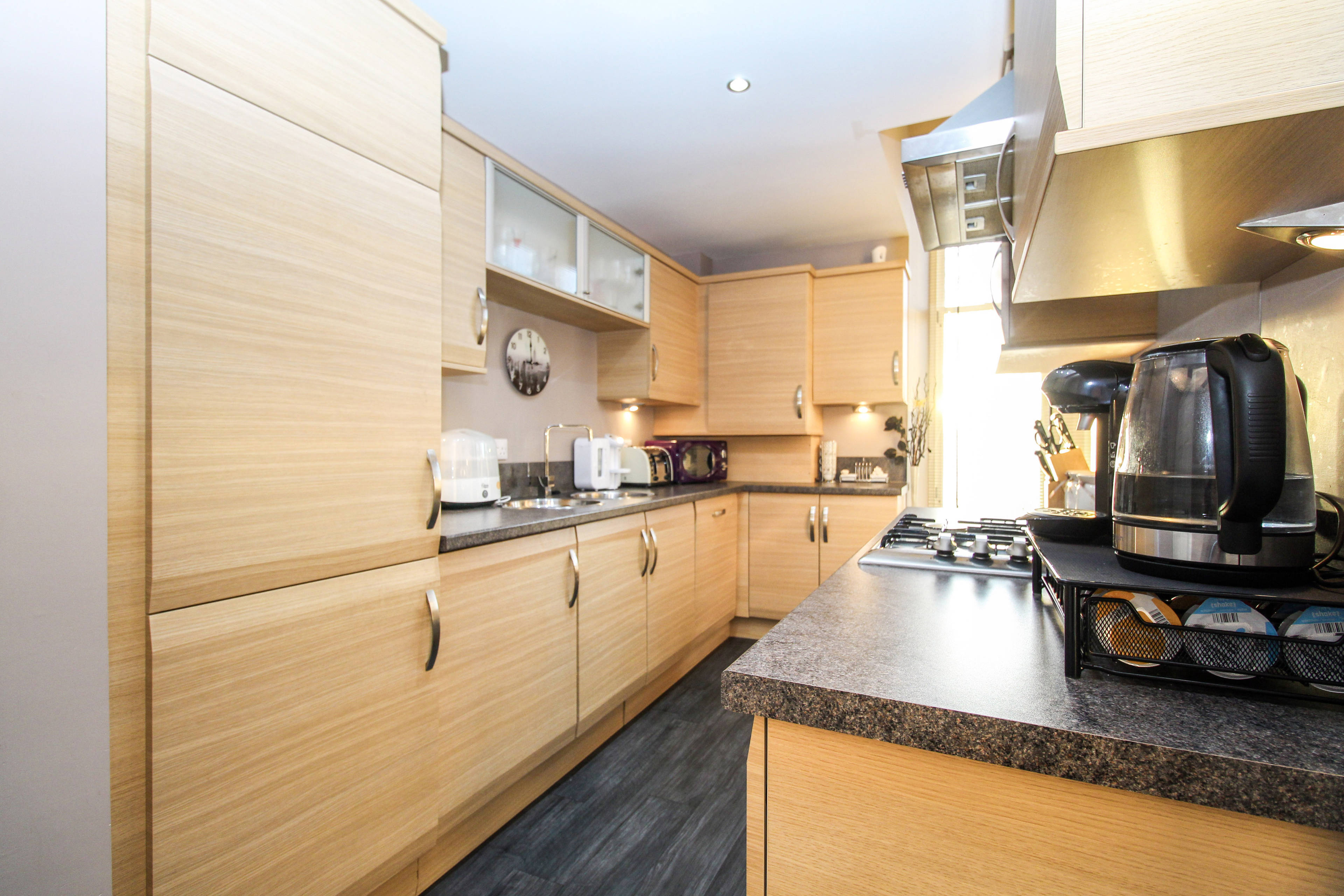 Lounge / Kitchen