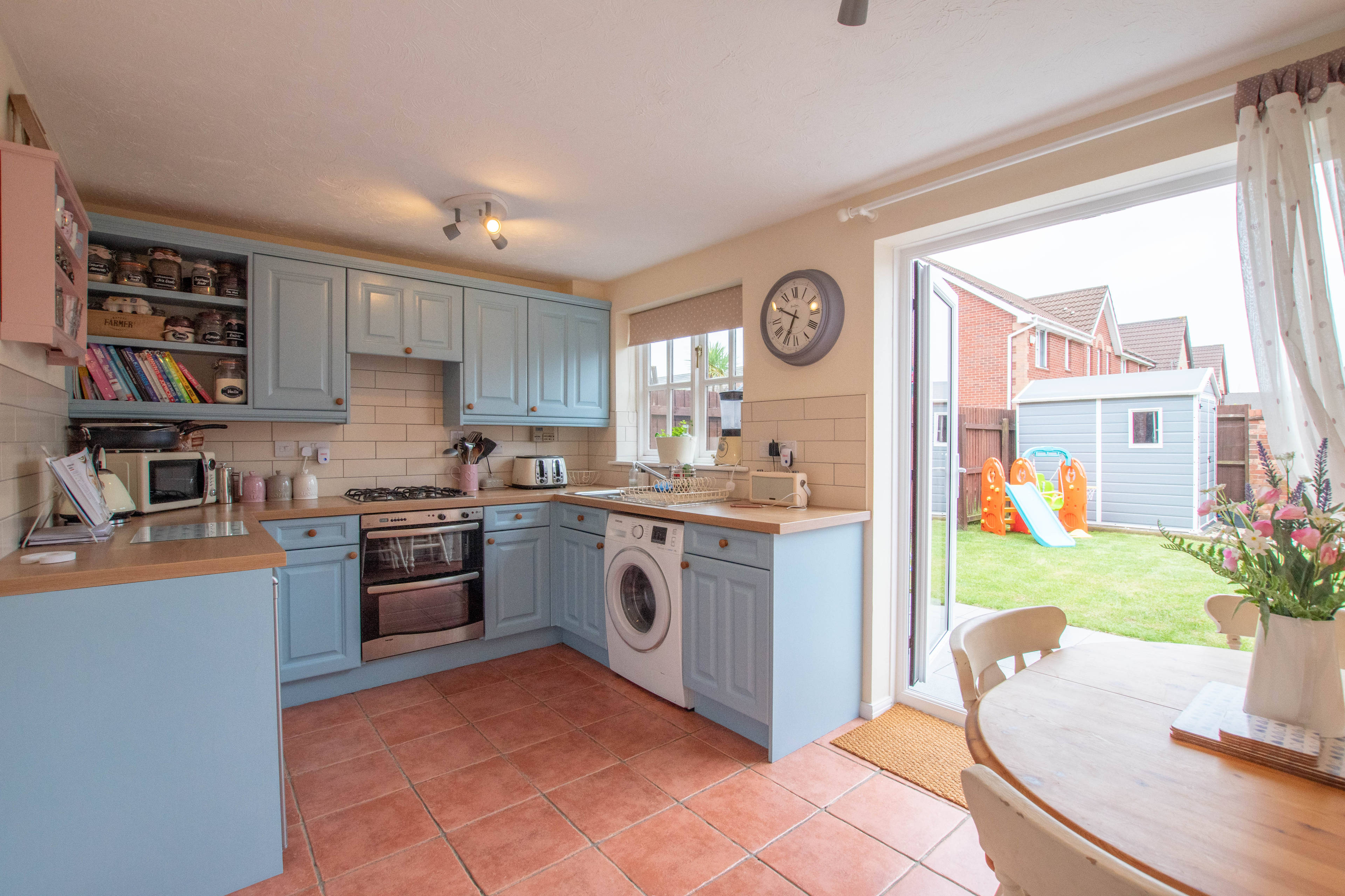 Kitchen/Dining Room