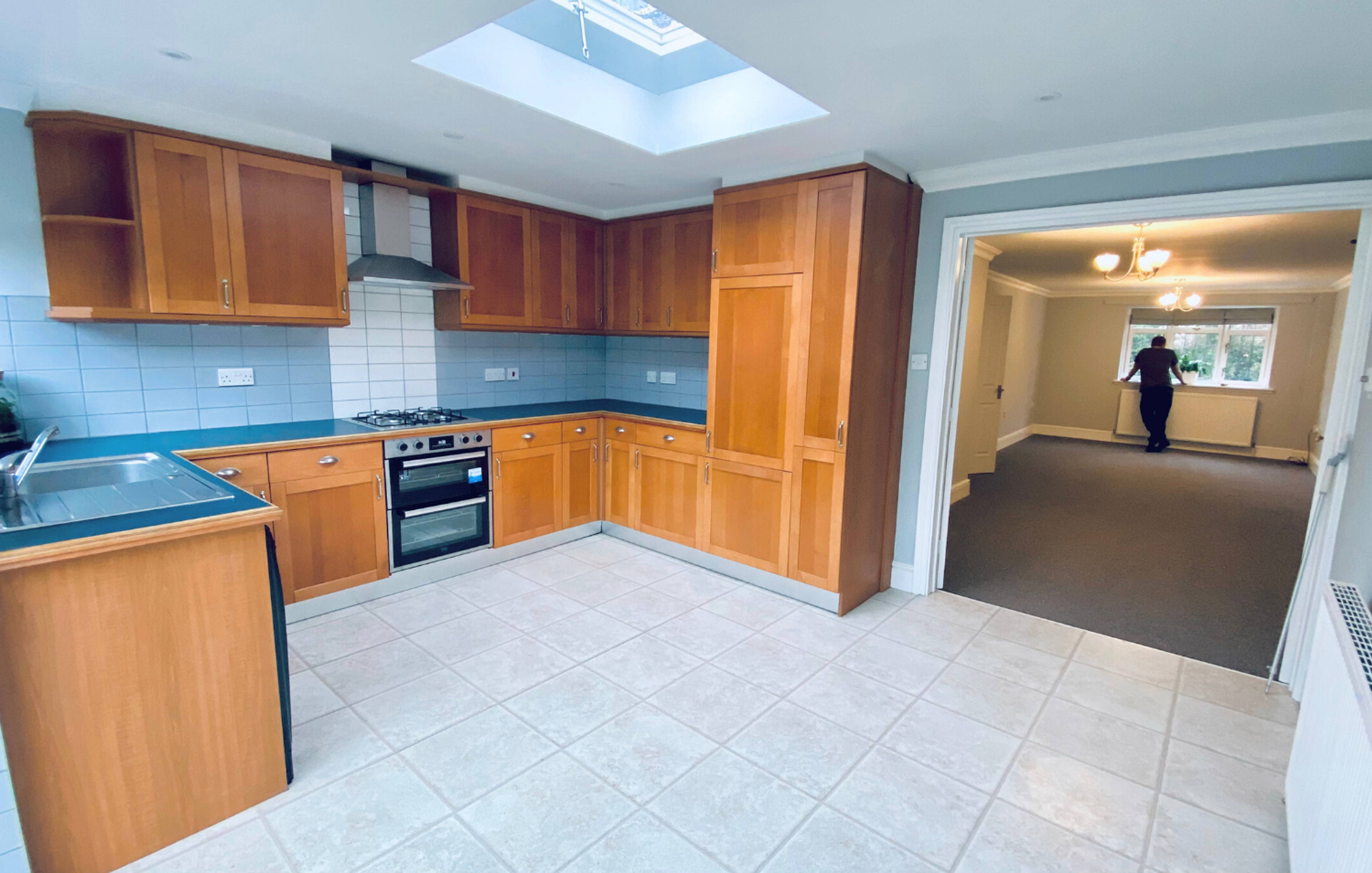Lounge / Kitchen