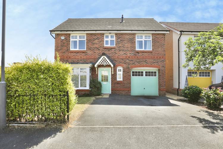 3 bedroom detached house