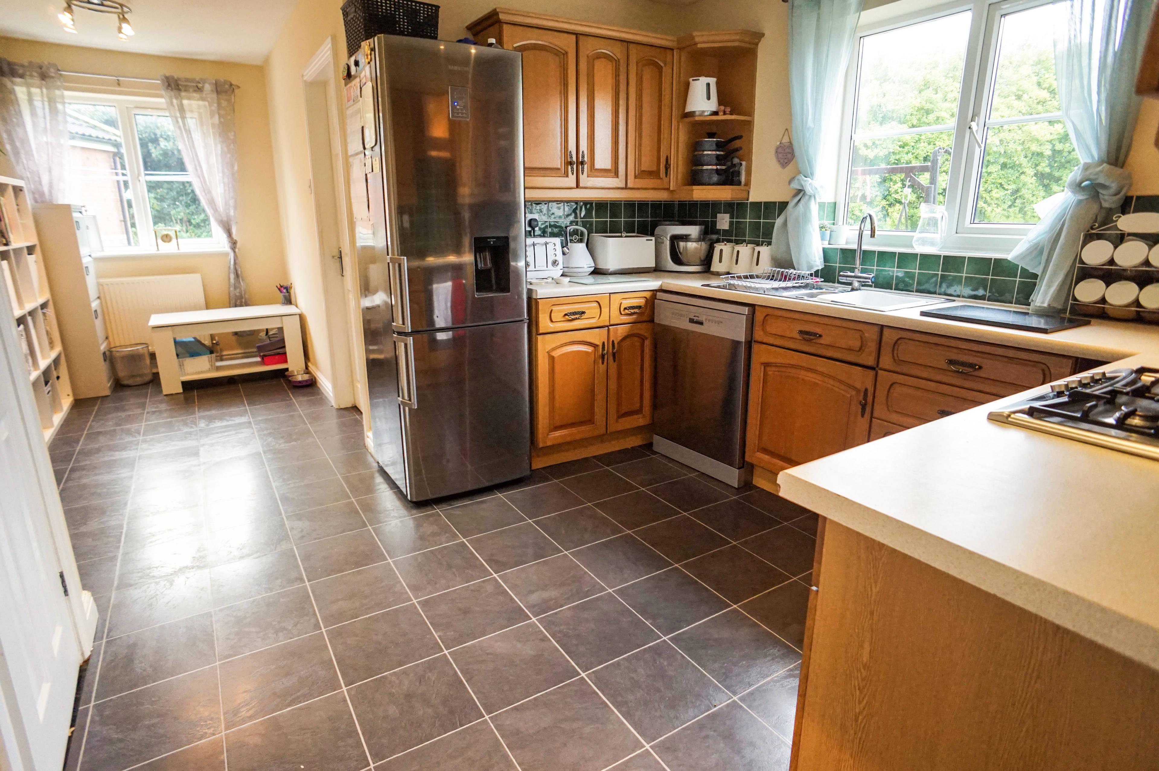 Kitchen/Breakfast