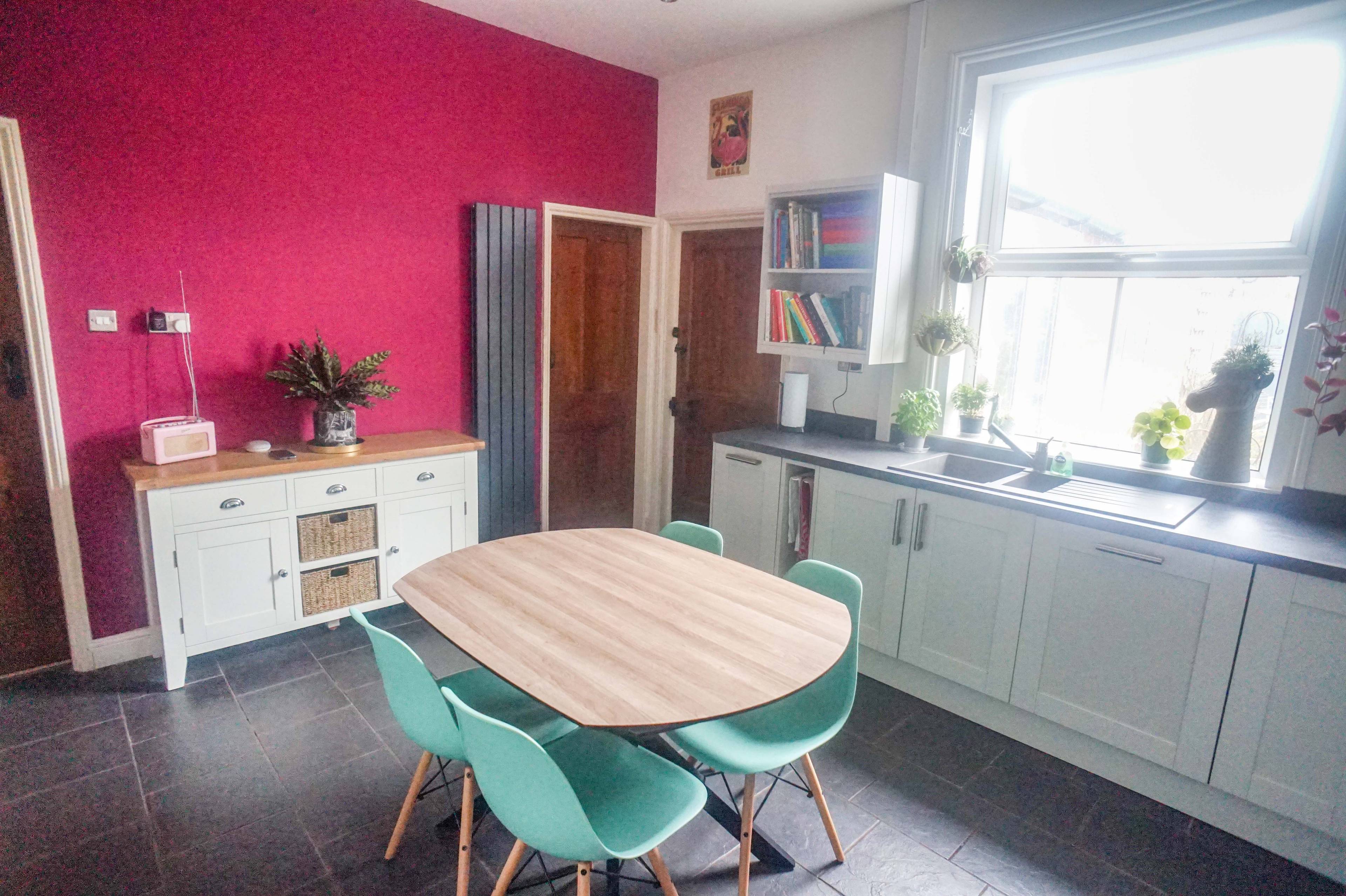 Kitchen/Breakfast