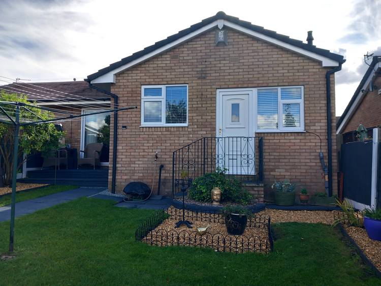2 bedroom semi-detached bungalow