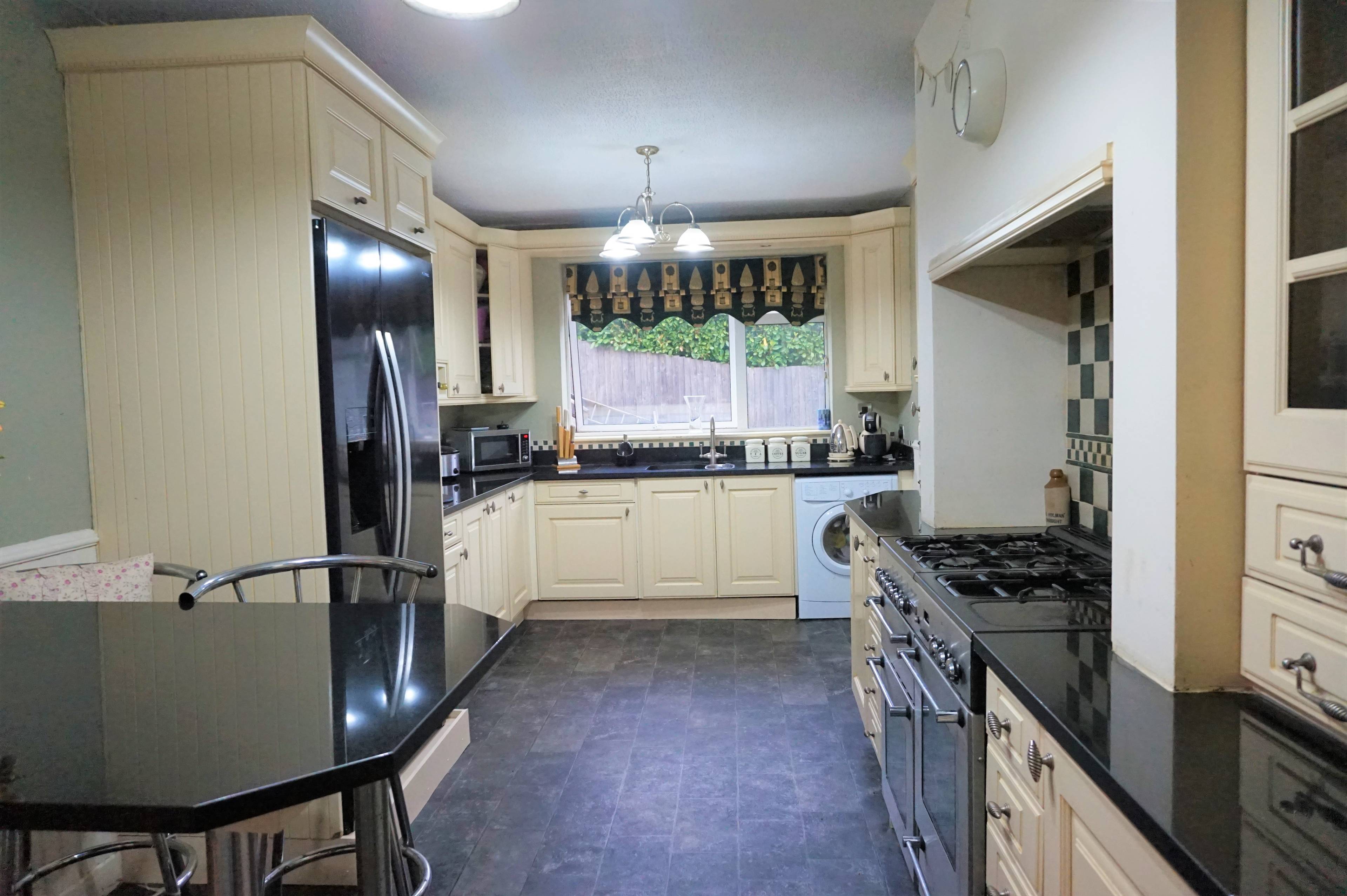 Kitchen/Breakfast