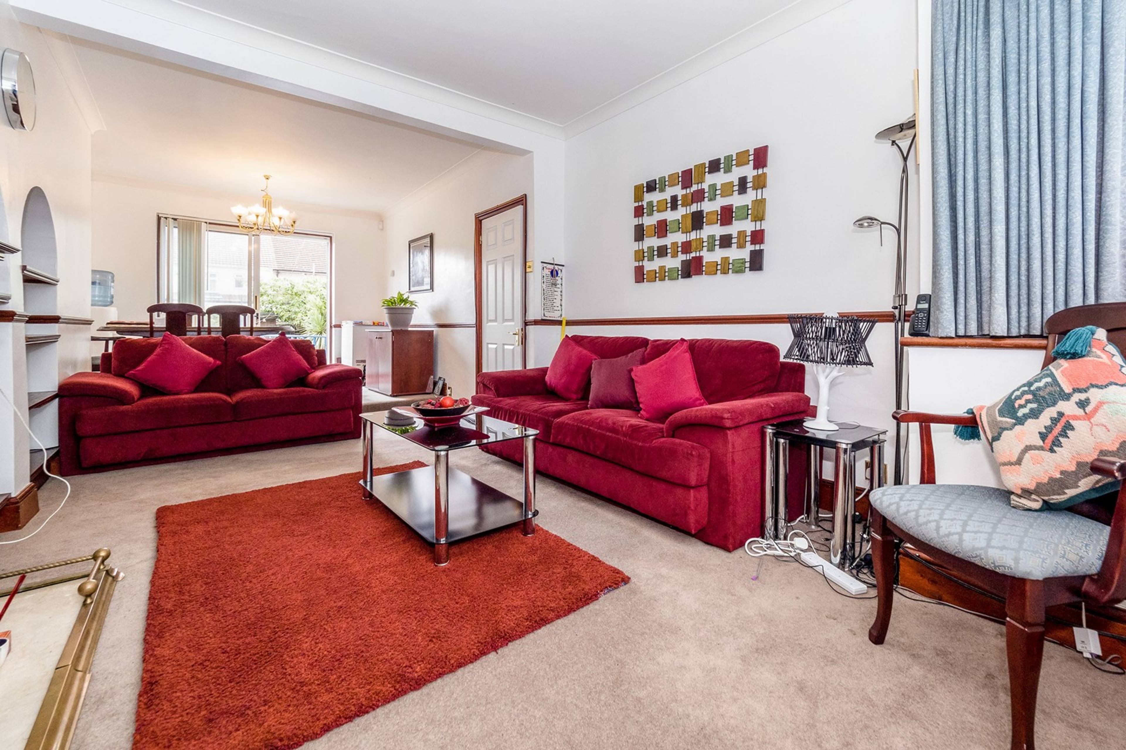 Lounge/Dining Room
