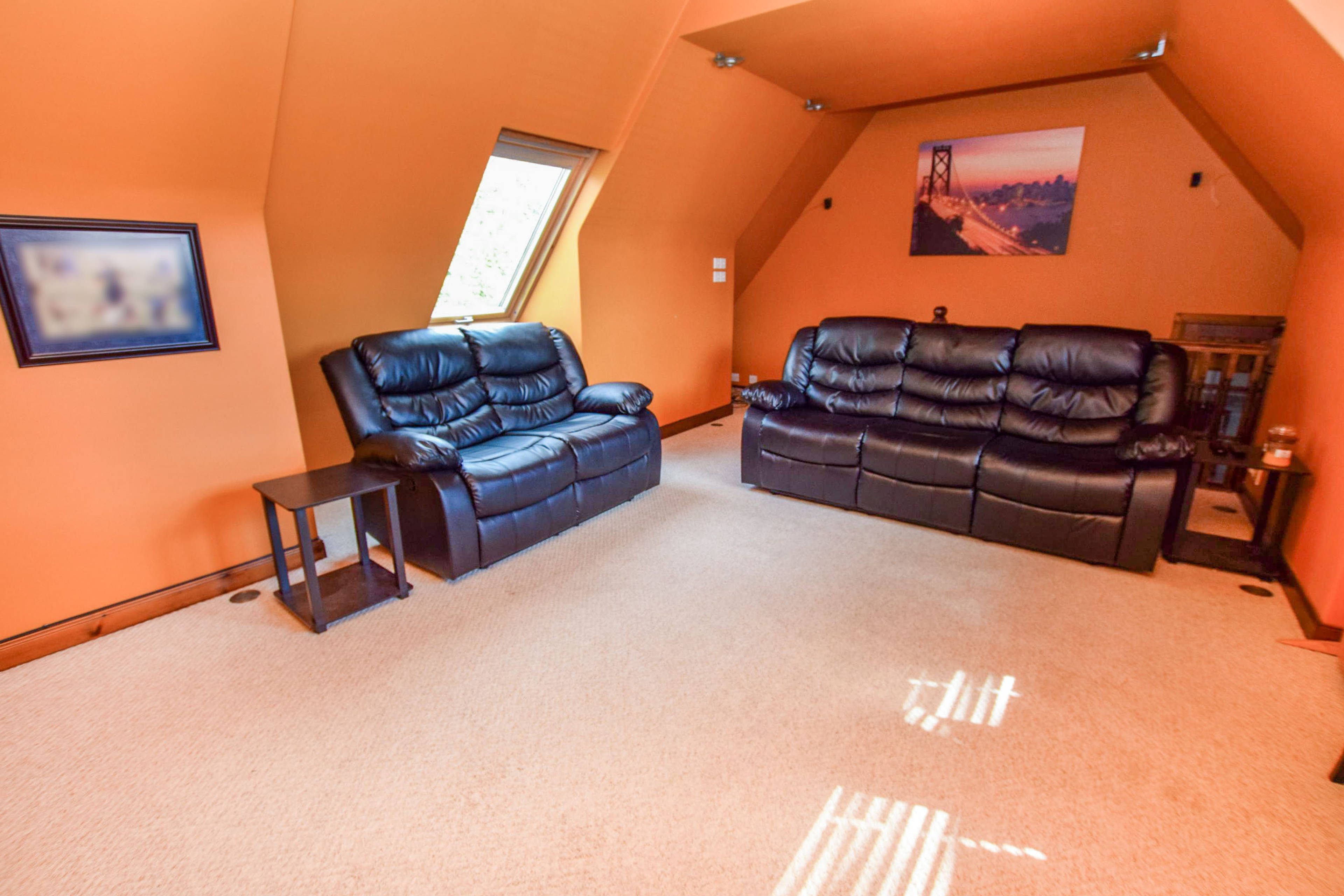 Cinema Room/Bed Five