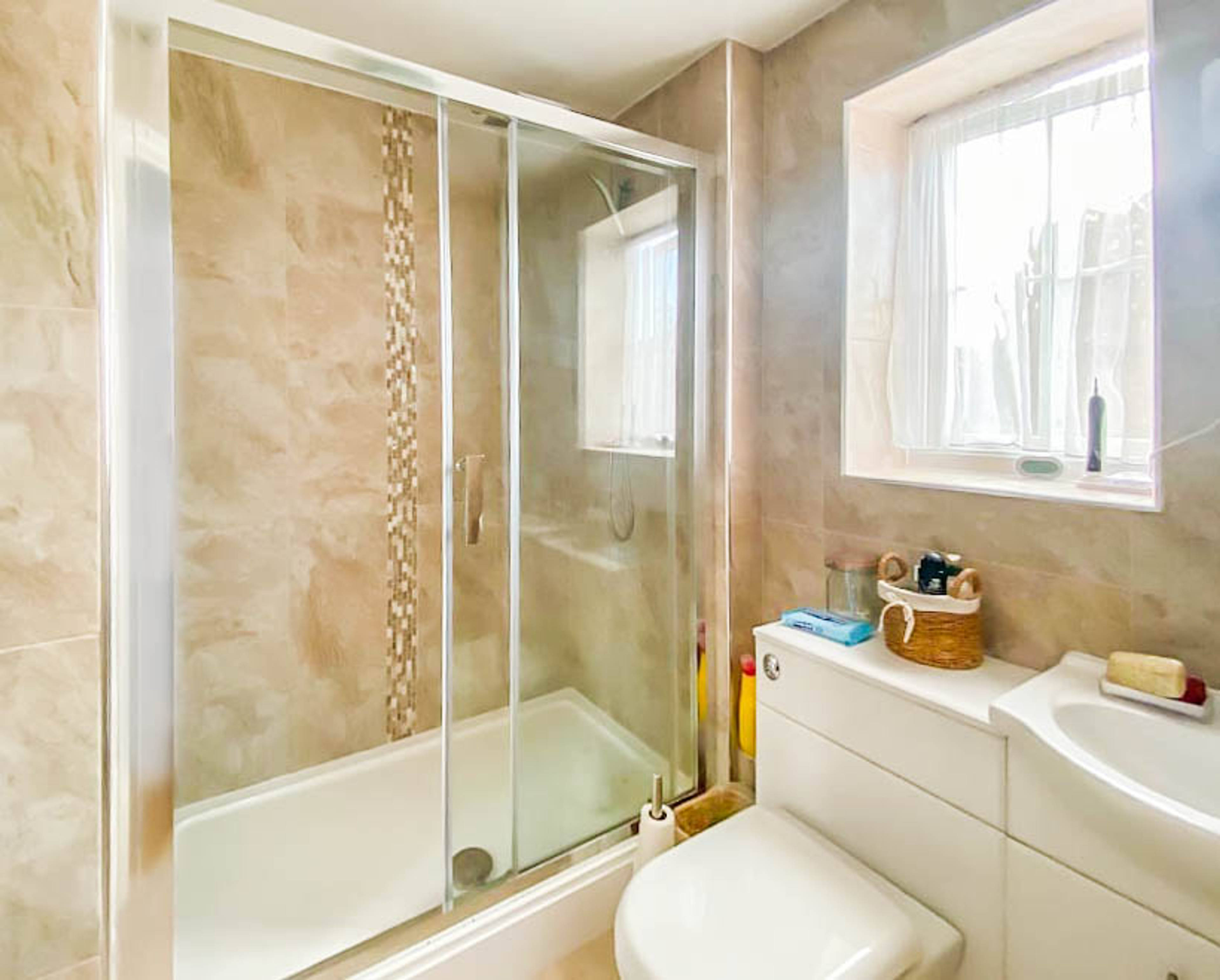 Master En-suite