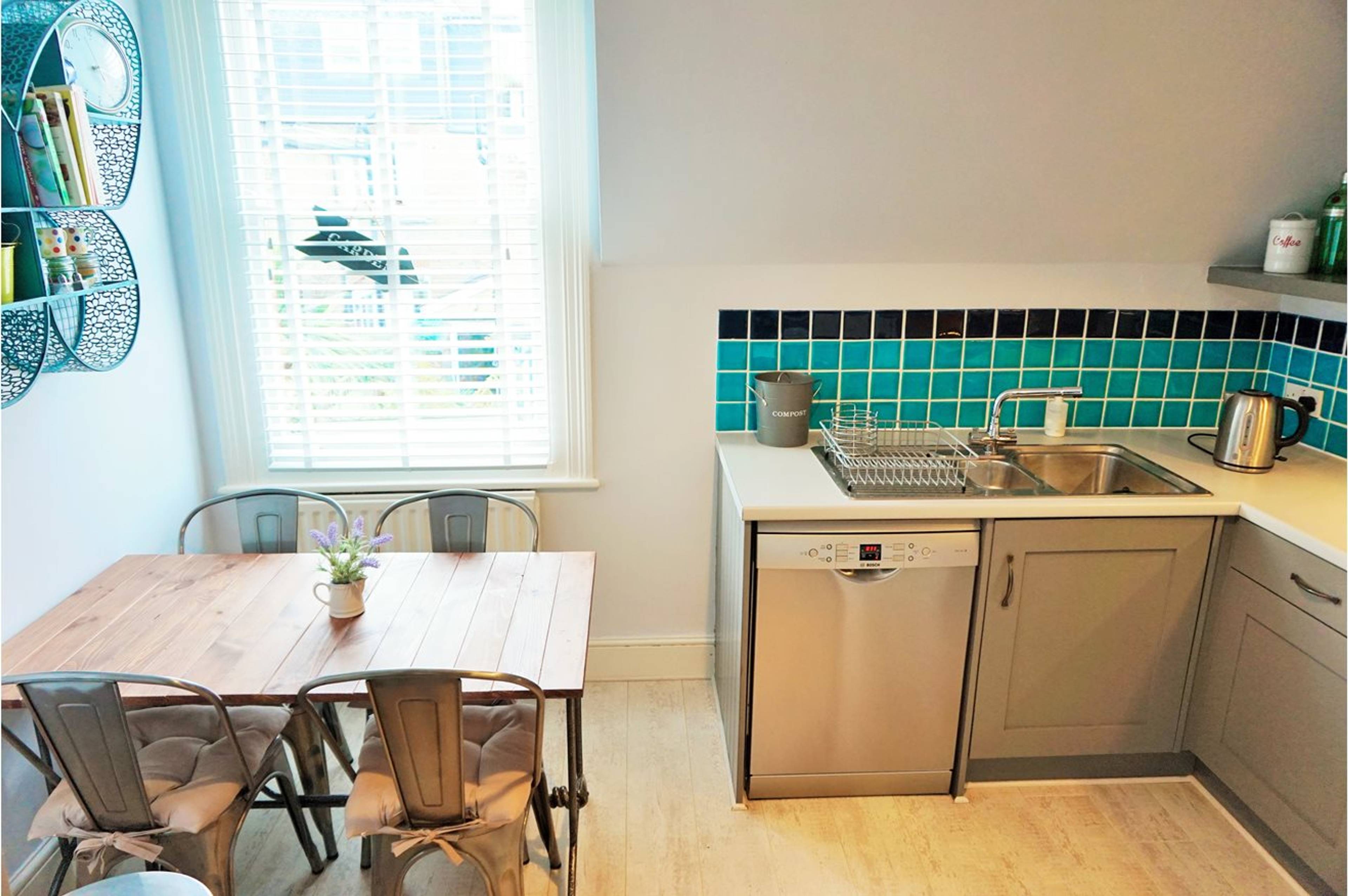 Kitchen / Breakfast