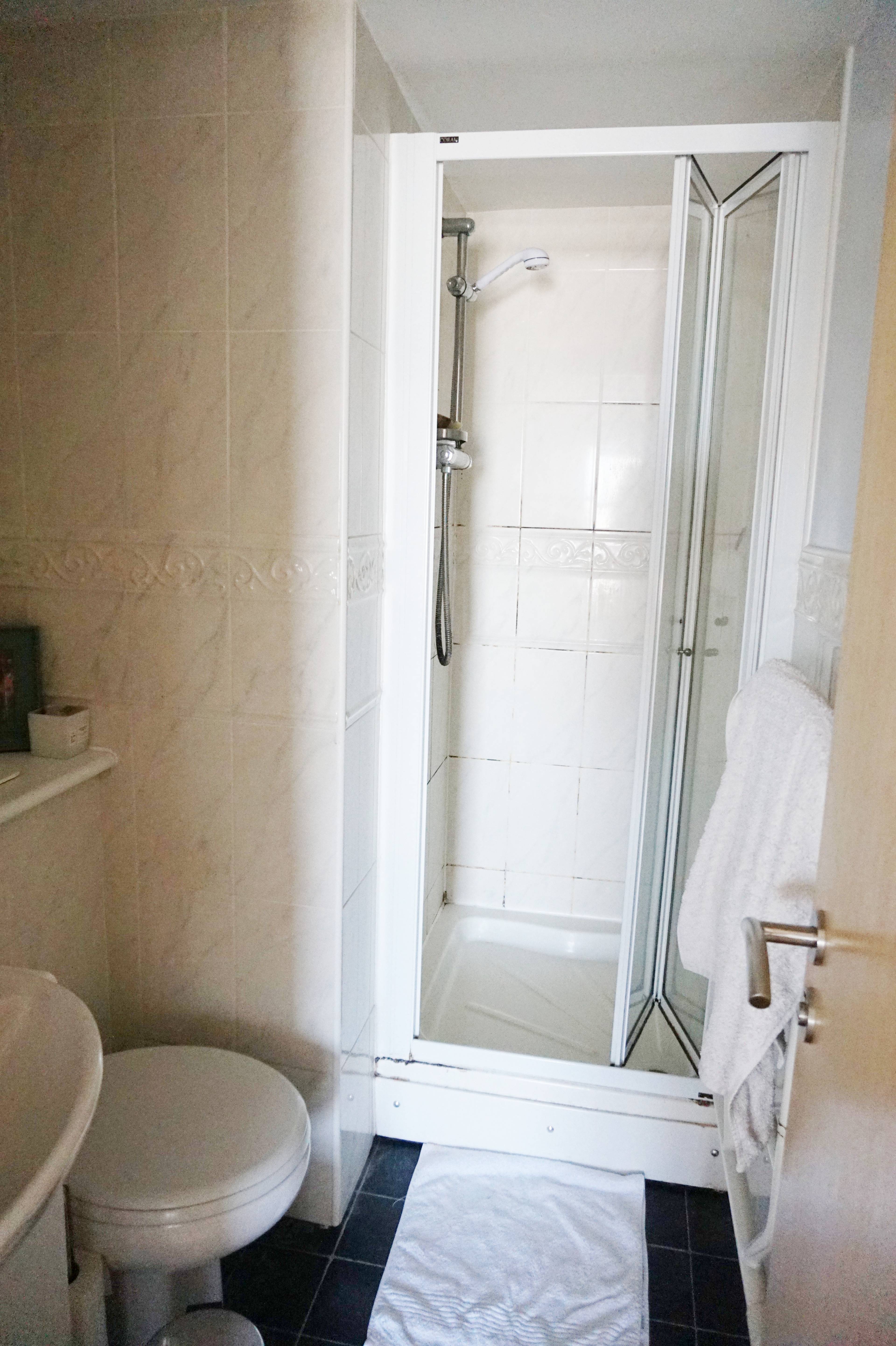 En-suite Shower Room