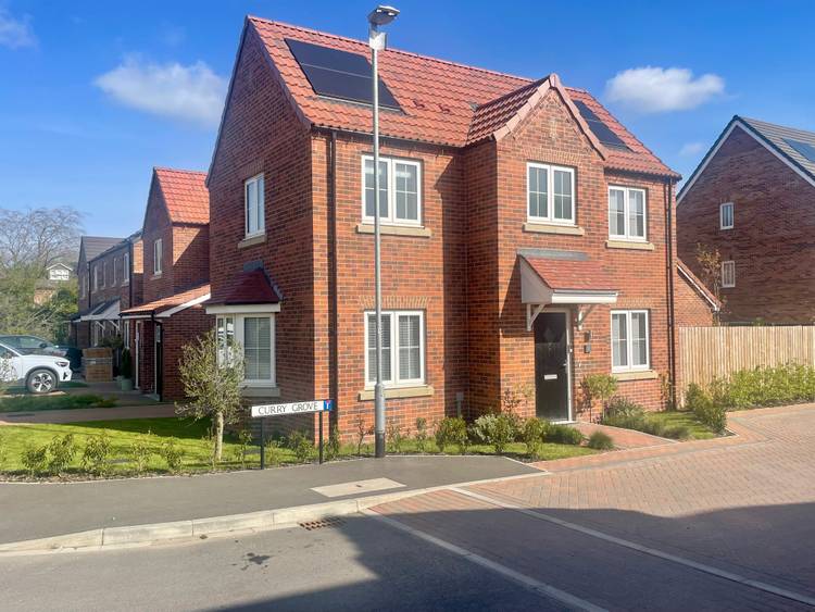 3 bedroom detached house