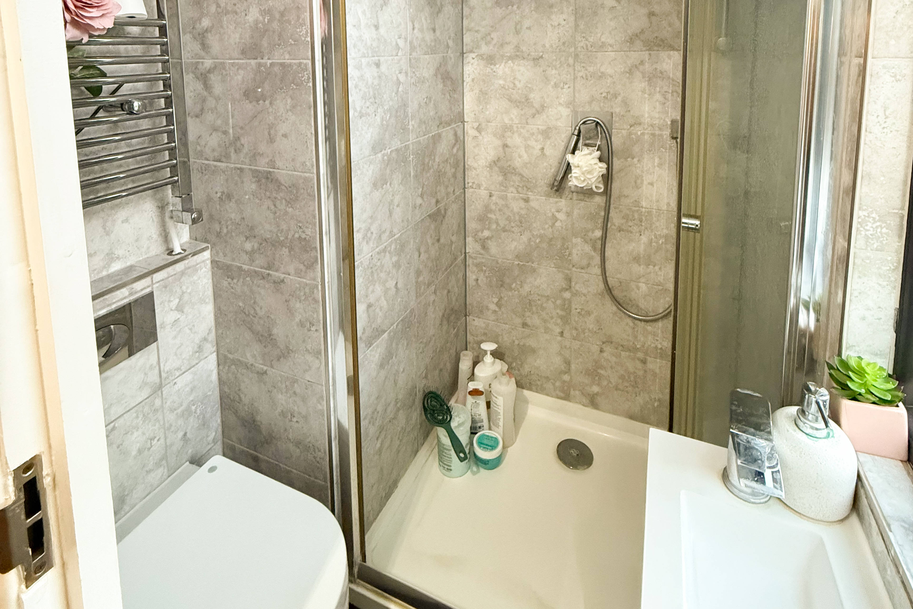 Annex En-Suite